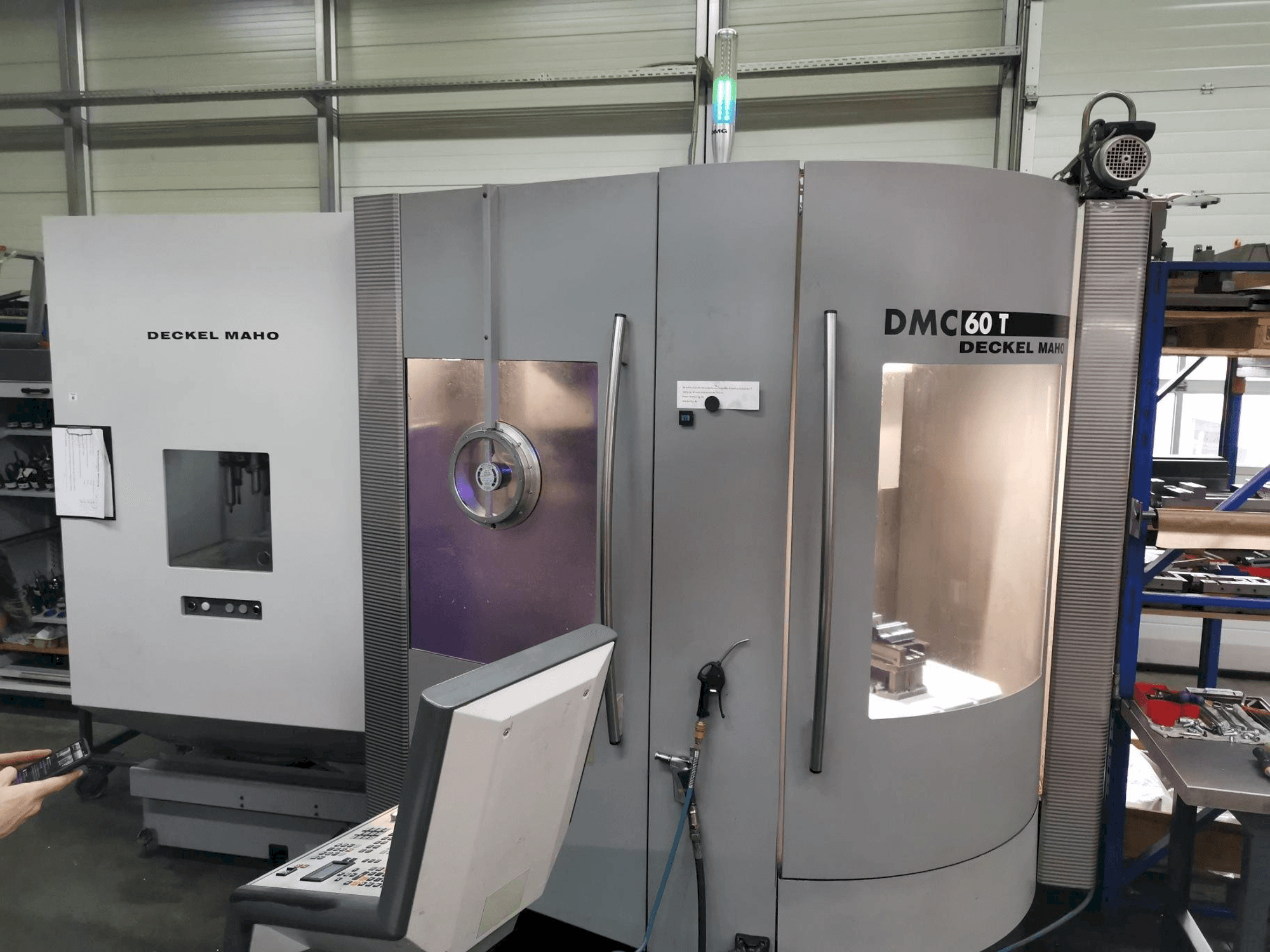 Masina DECKEL MAHO DMC 60T eestvaade