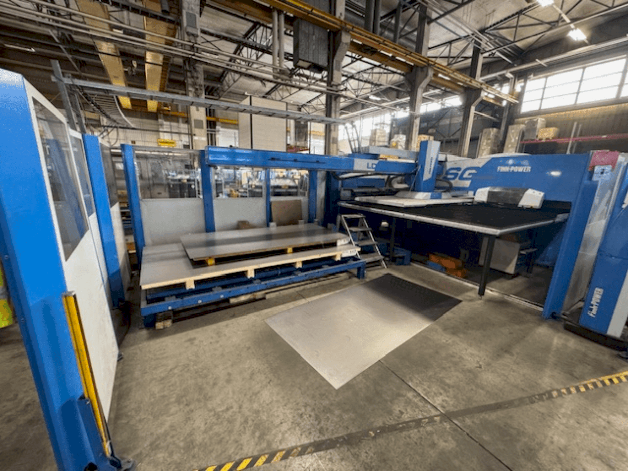 Masina Finn-Power SG-6 eestvaade