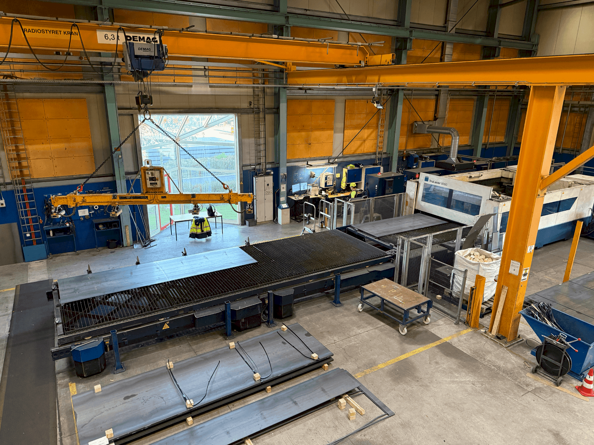 Masina TRUMPF TruLaser 8000 eestvaade