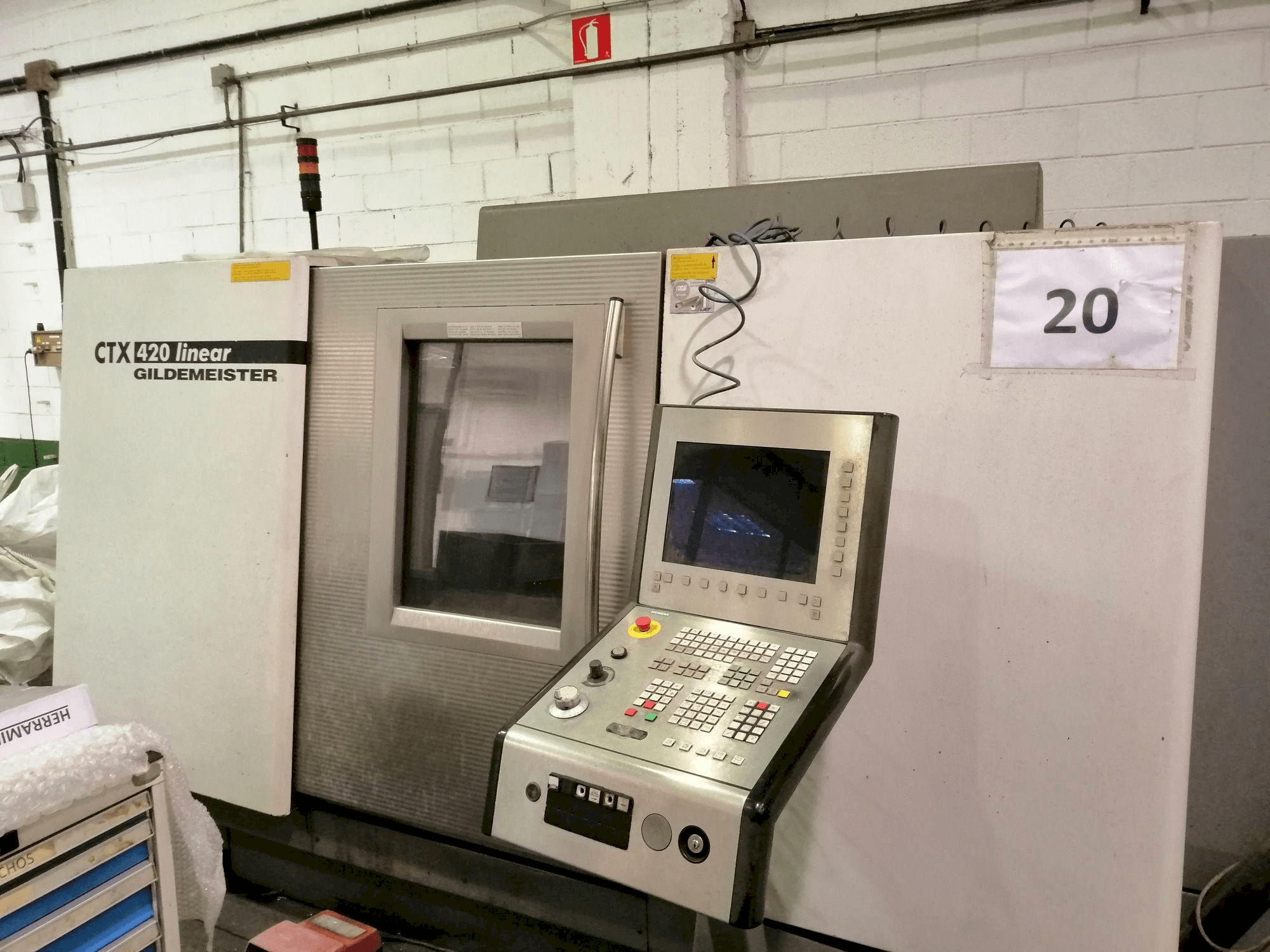 Masina Gildemeister CTX 400 eestvaade