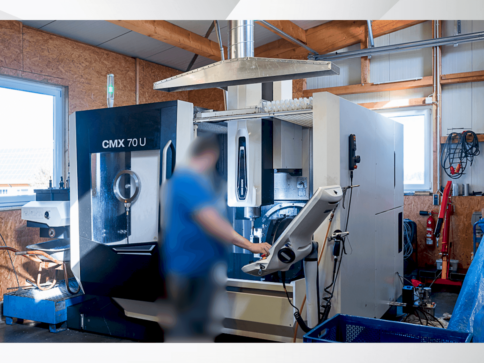 Masina DMG MORI CMX 70 U eestvaade