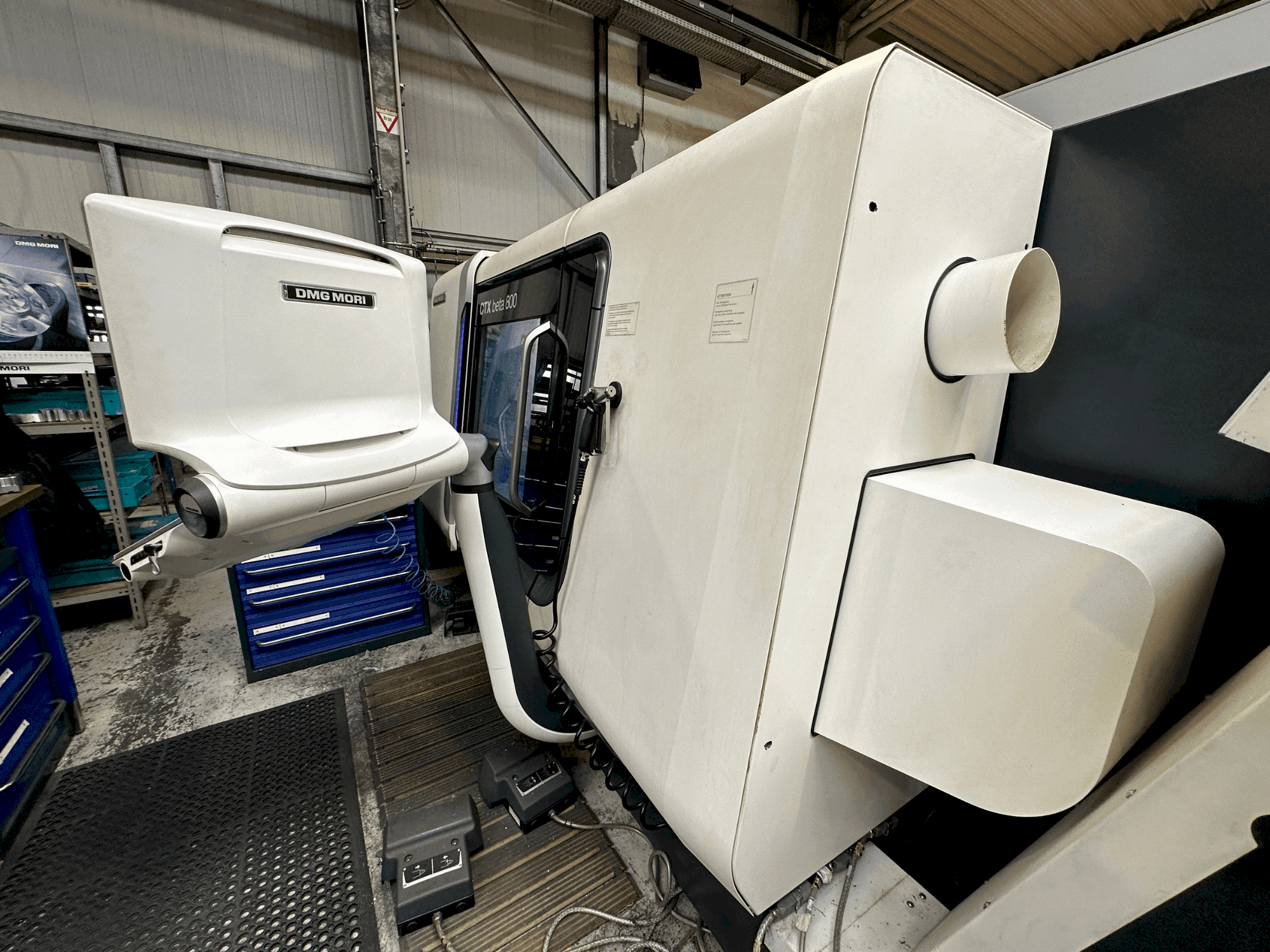 Masina DMG MORI CTX beta 800 eestvaade