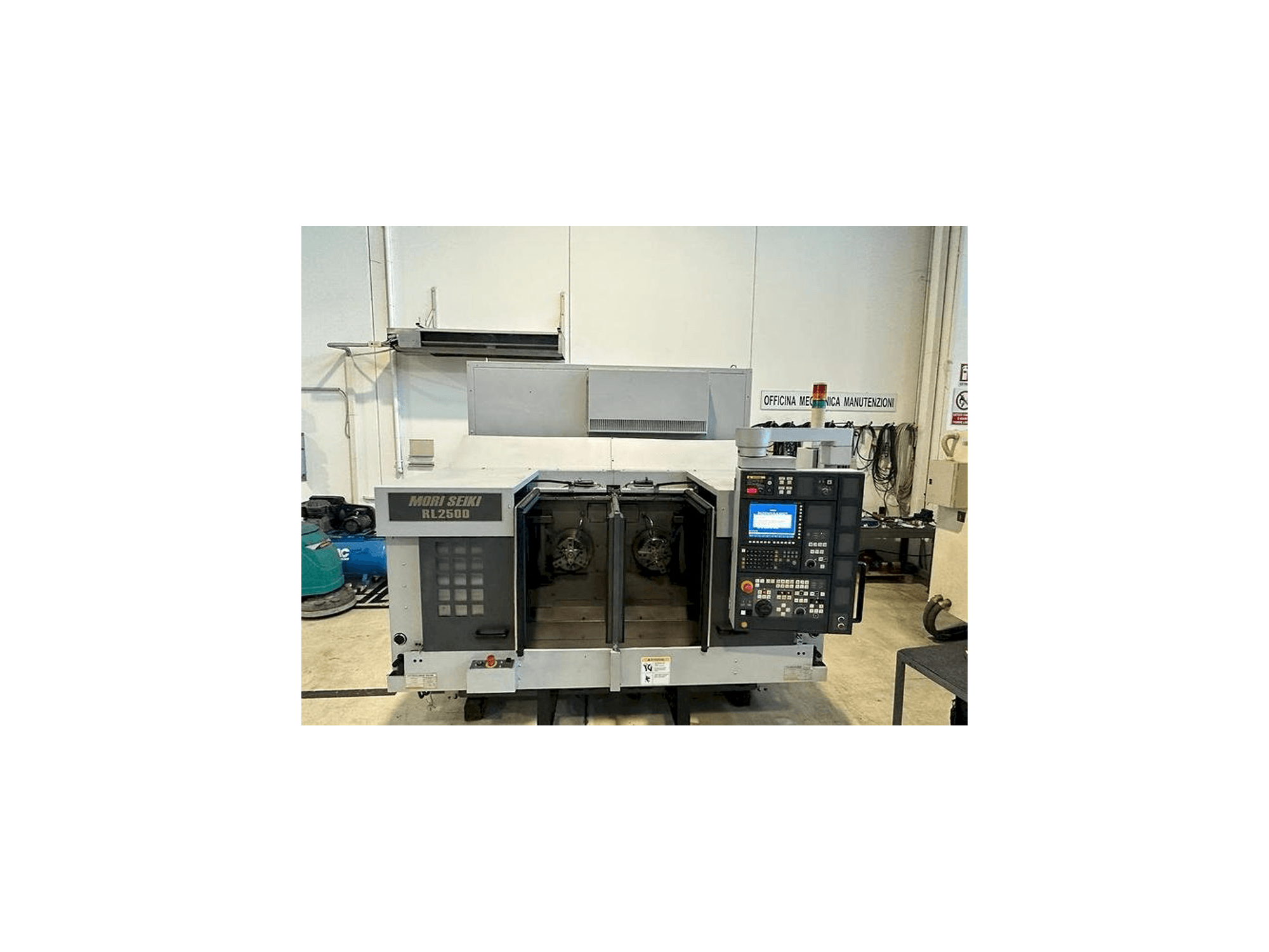 Masina MORI SEIKI RL 2500 eestvaade