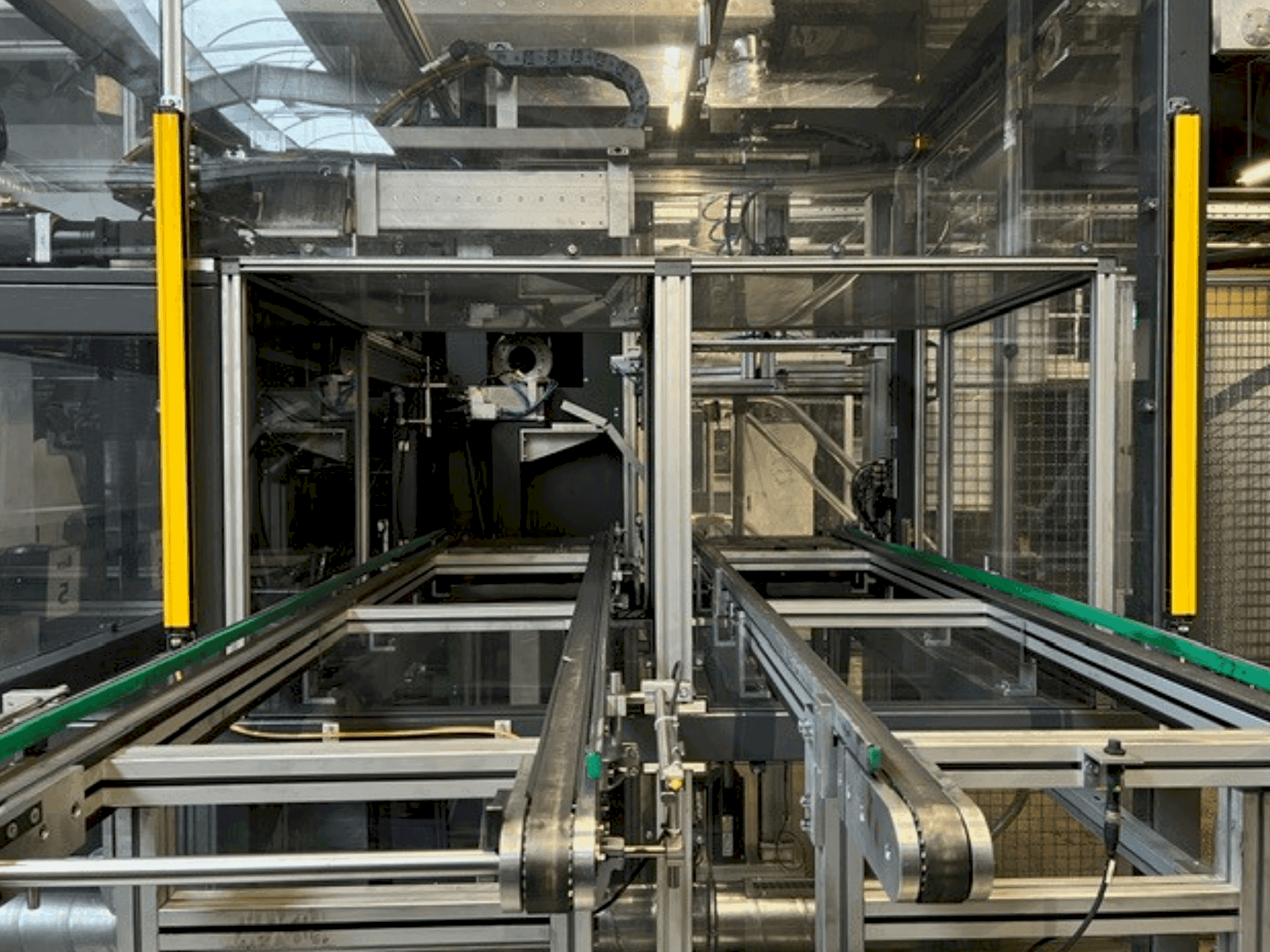 Masina KOMAGE S 50 4E CNC eestvaade