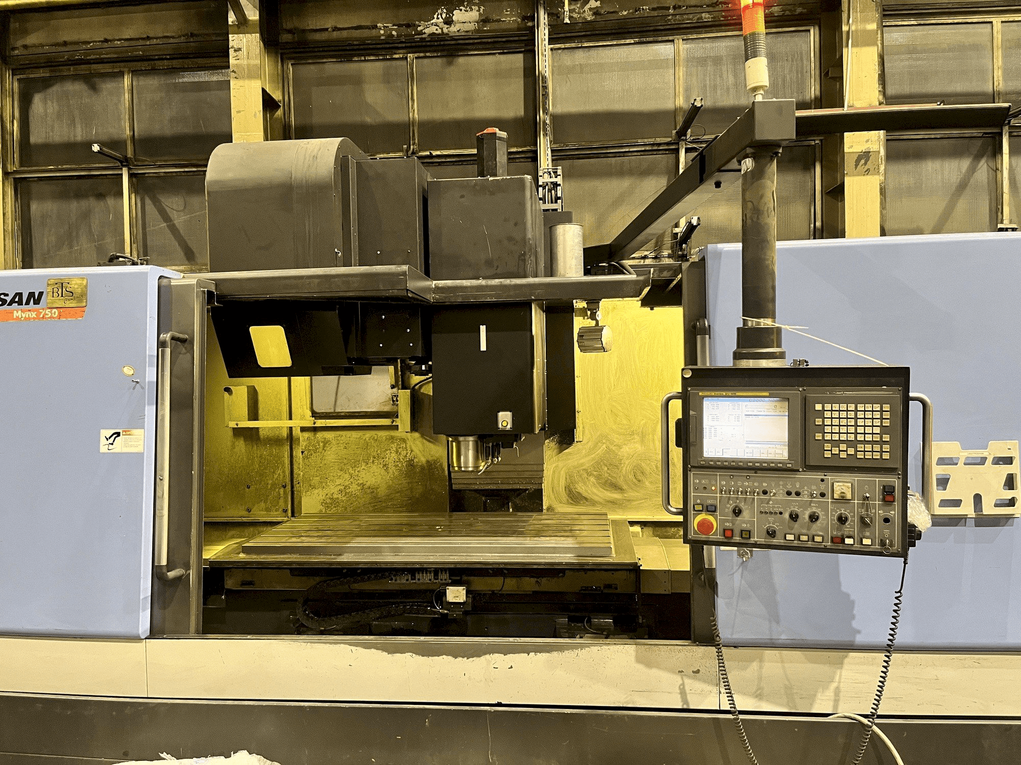 Masina Doosan MYNX 750 eestvaade