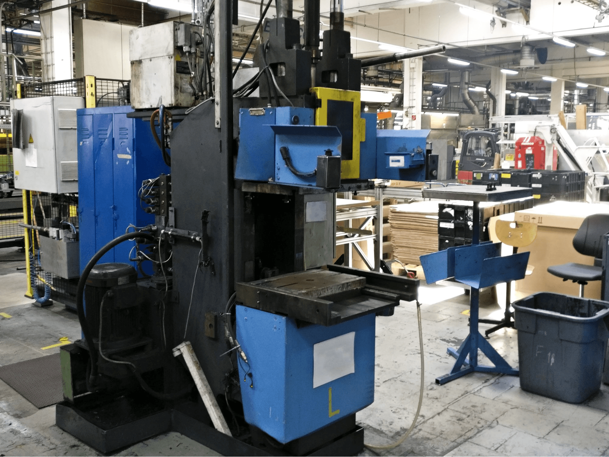 Masinavaade Kloeckner Desma 956.050 vasakult