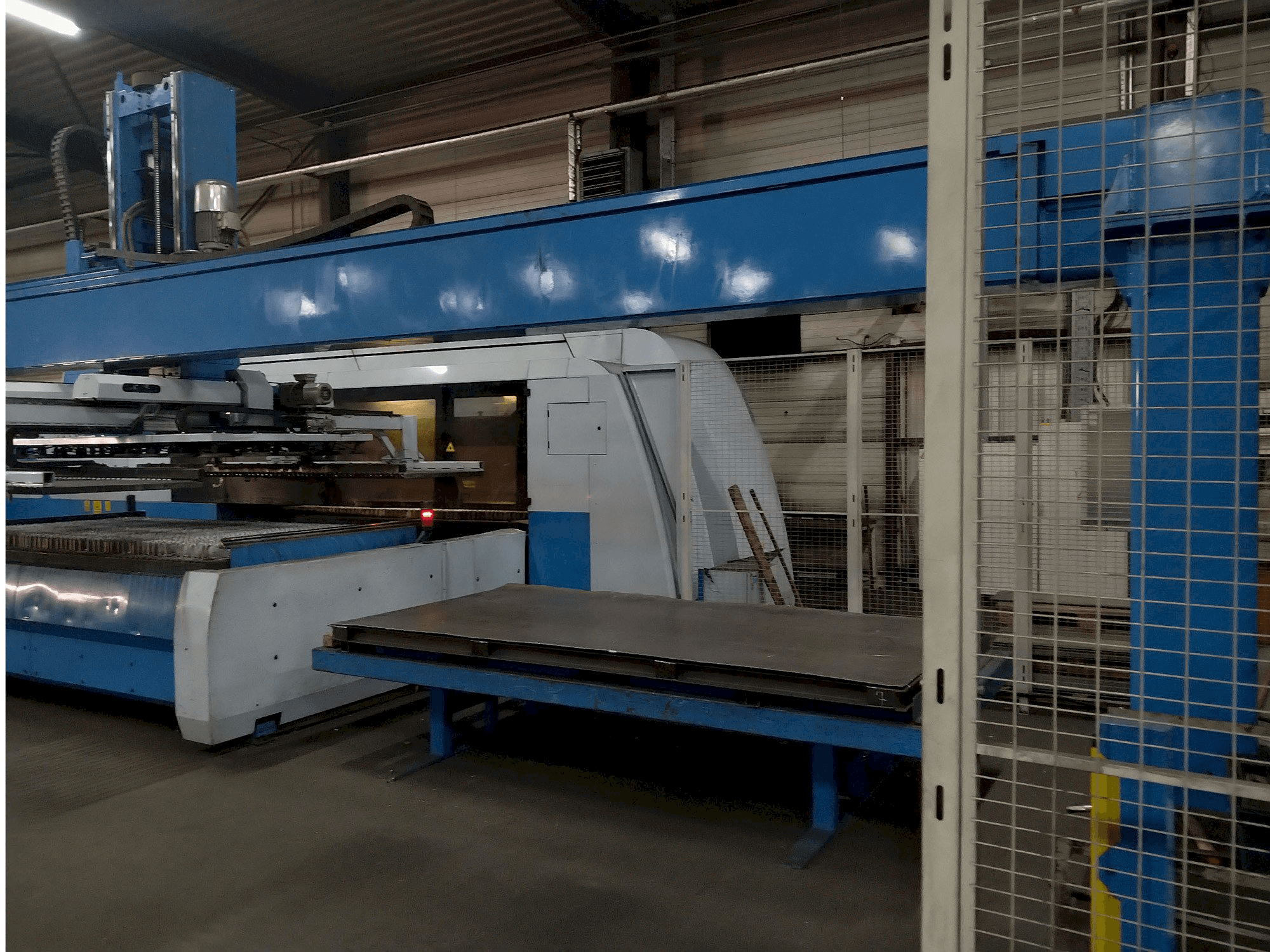 Masina Finn-Power Laser L6-BL eestvaade