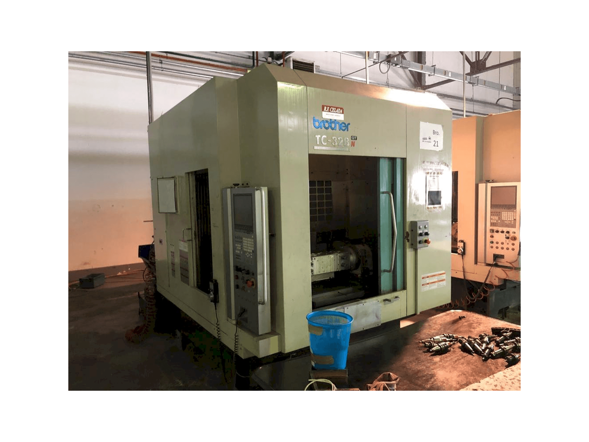 Masina Brother TC 32B eestvaade