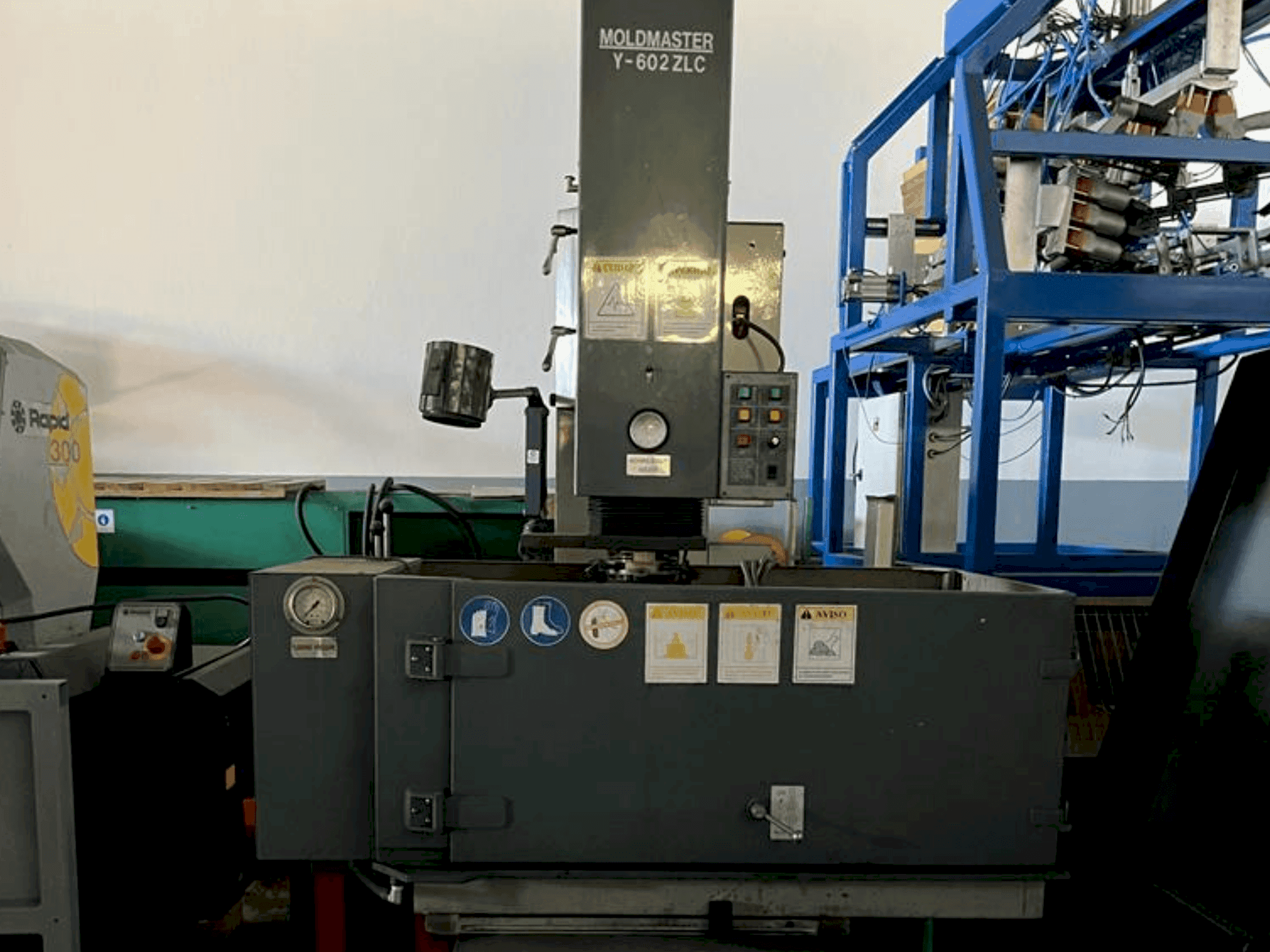 Masina MOLDMASTER Y-602 ZLC eestvaade