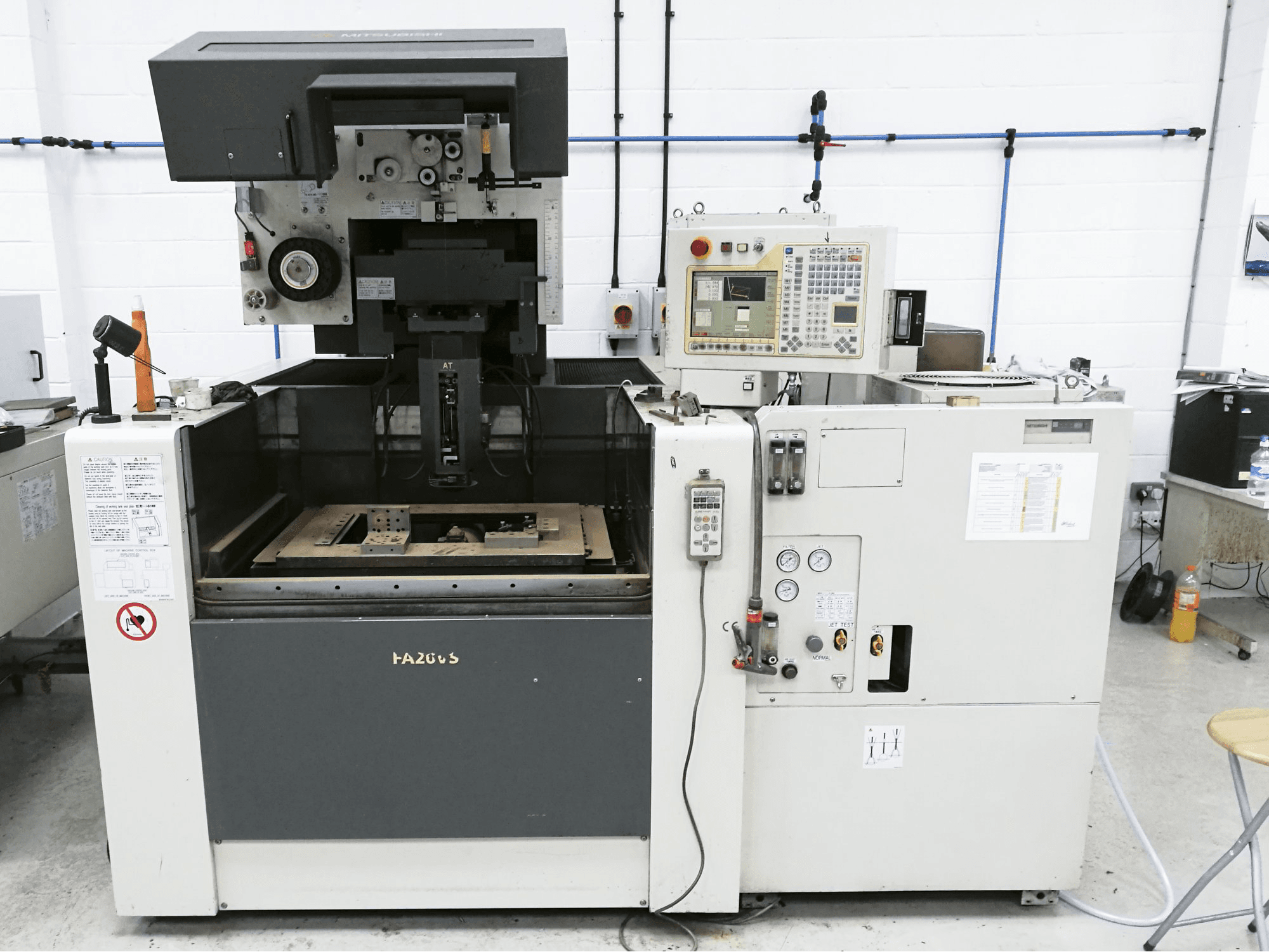 Masina Mitsubishi Electric FA20-VS eestvaade