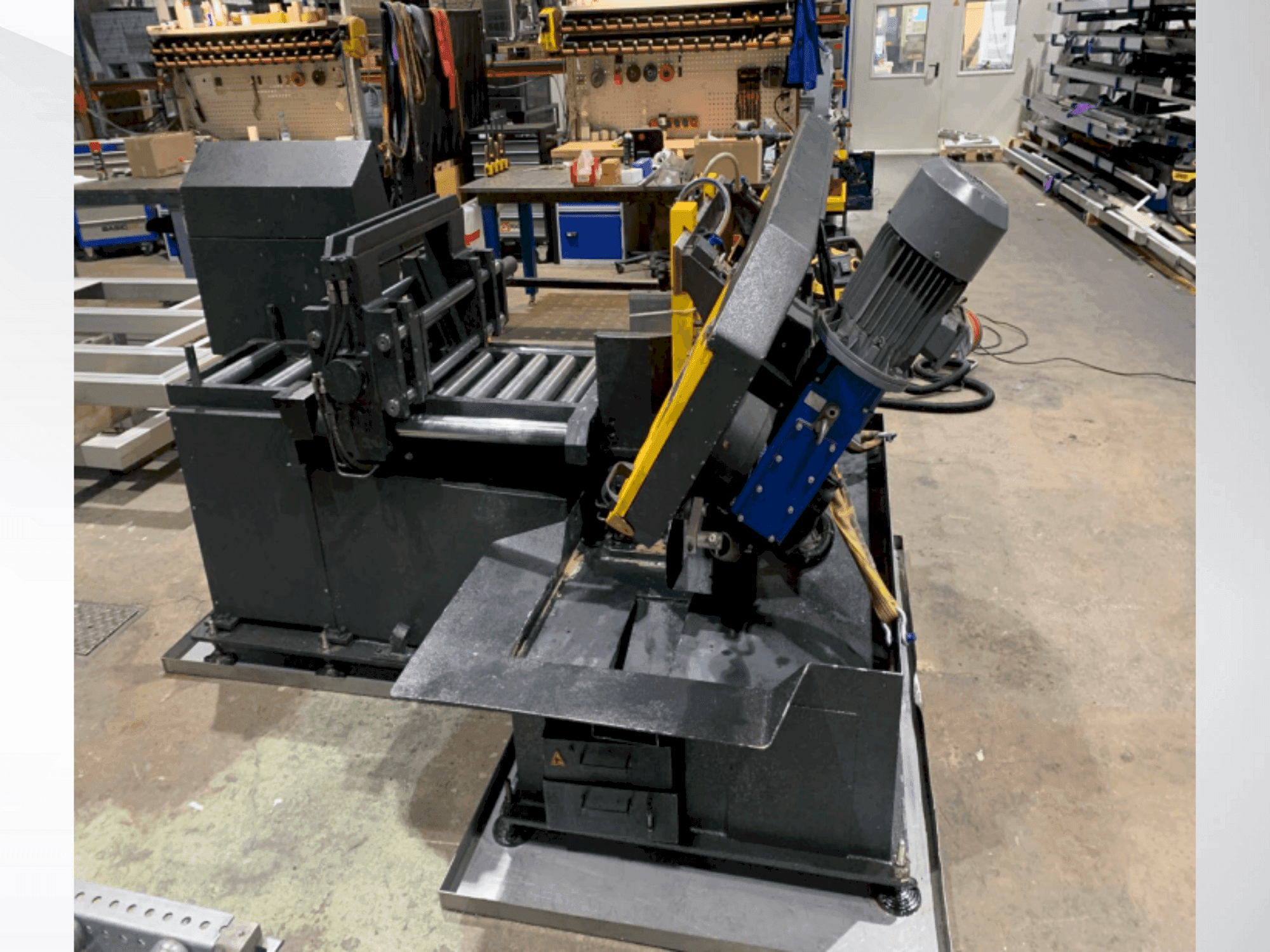 Masina BEKA-MAK BMSO 320 GH eestvaade