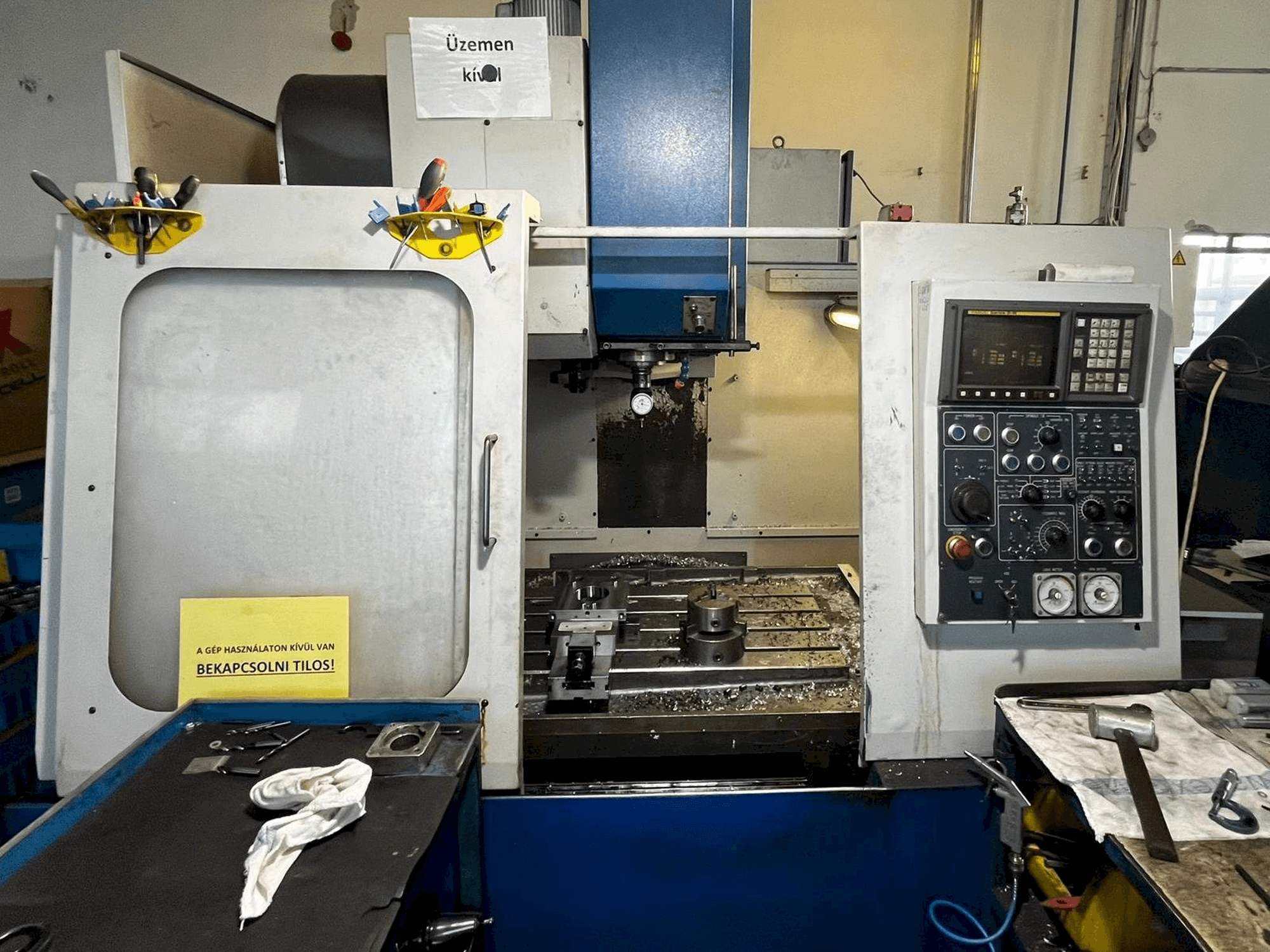 Masina Kia KV 35C eestvaade