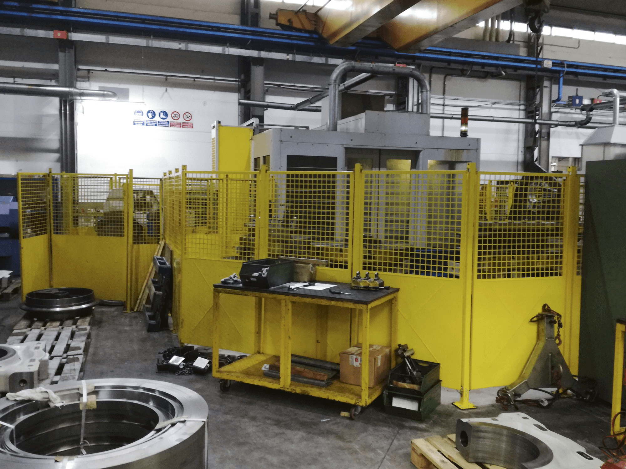 Masina Mandelli M8 UT eestvaade