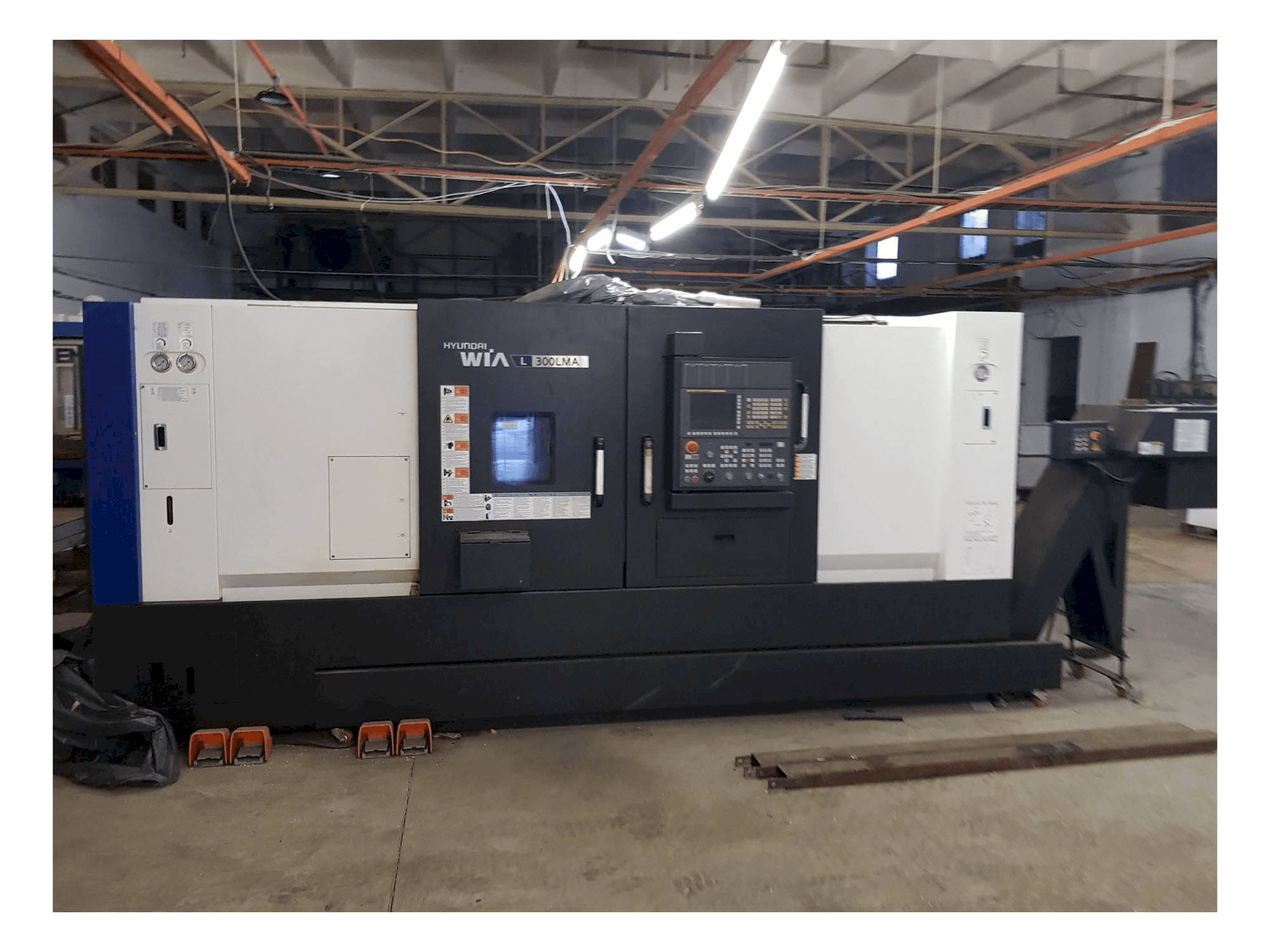 Masina Hyundai Wia L300LMA eestvaade