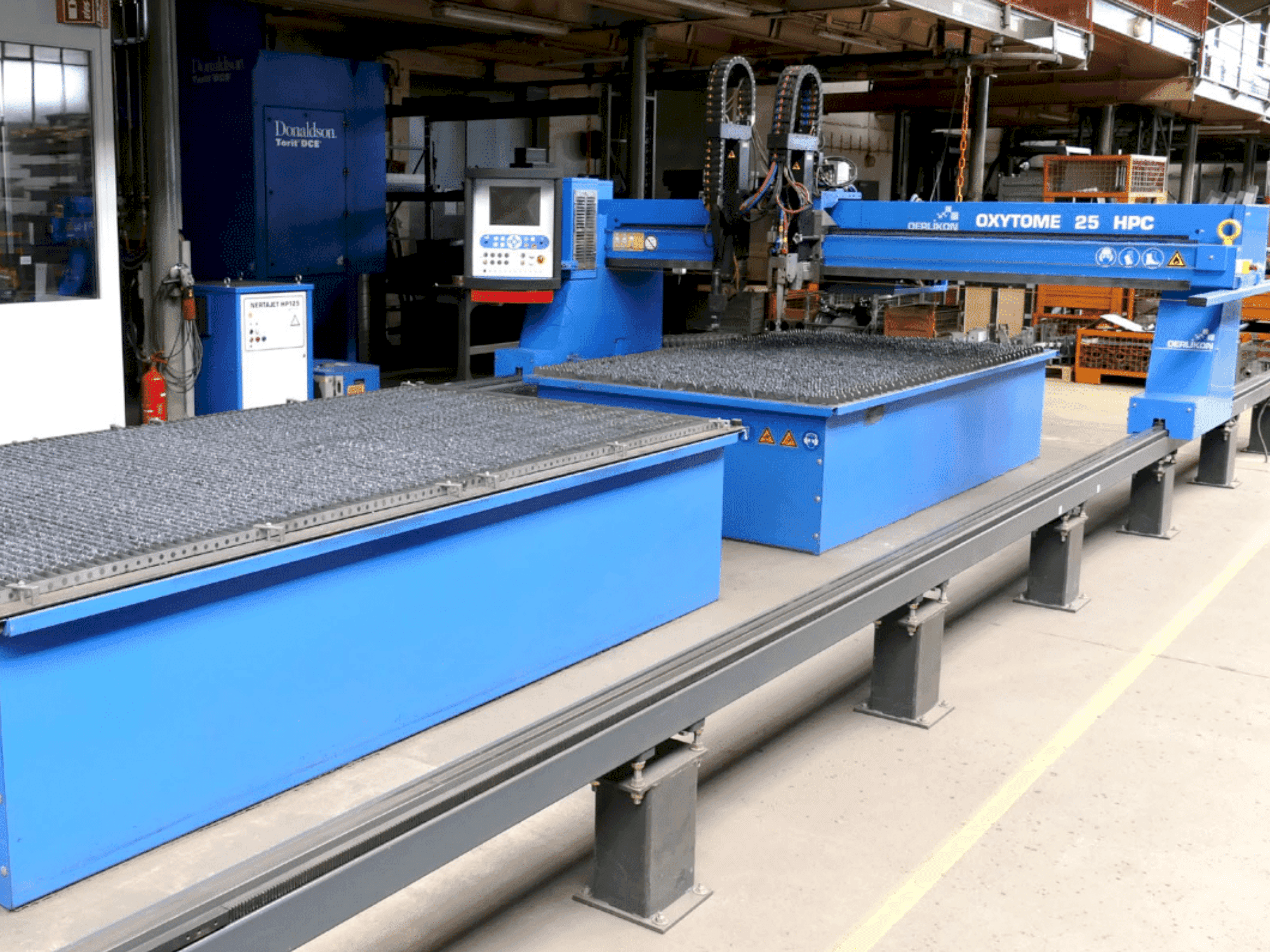 Masina Oerlikon Oxytome 25 HPC eestvaade