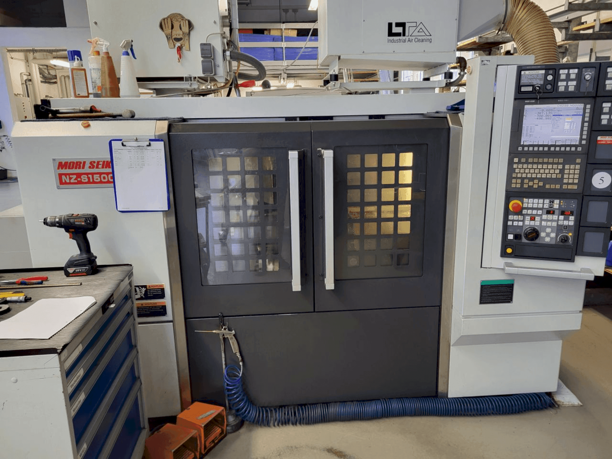 Masina MORI SEIKI NZ-S1500 eestvaade
