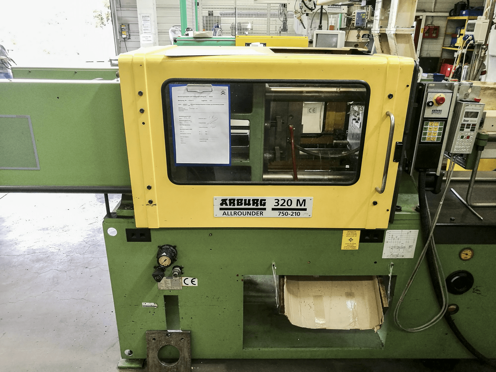 Masina Arburg 320M 750-210 eestvaade