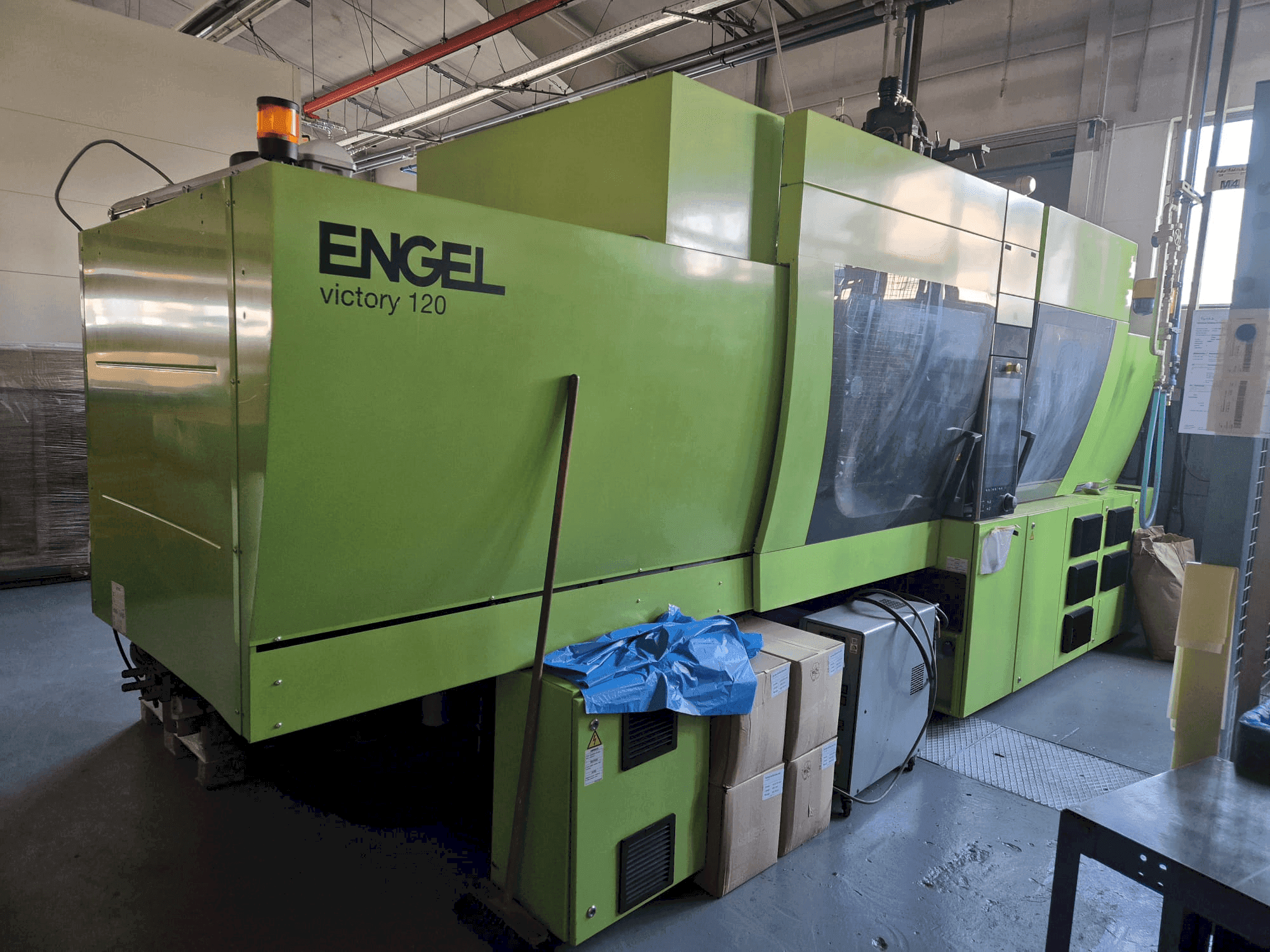 Masina Engel Victory 330H/200V/120 Combi eestvaade
