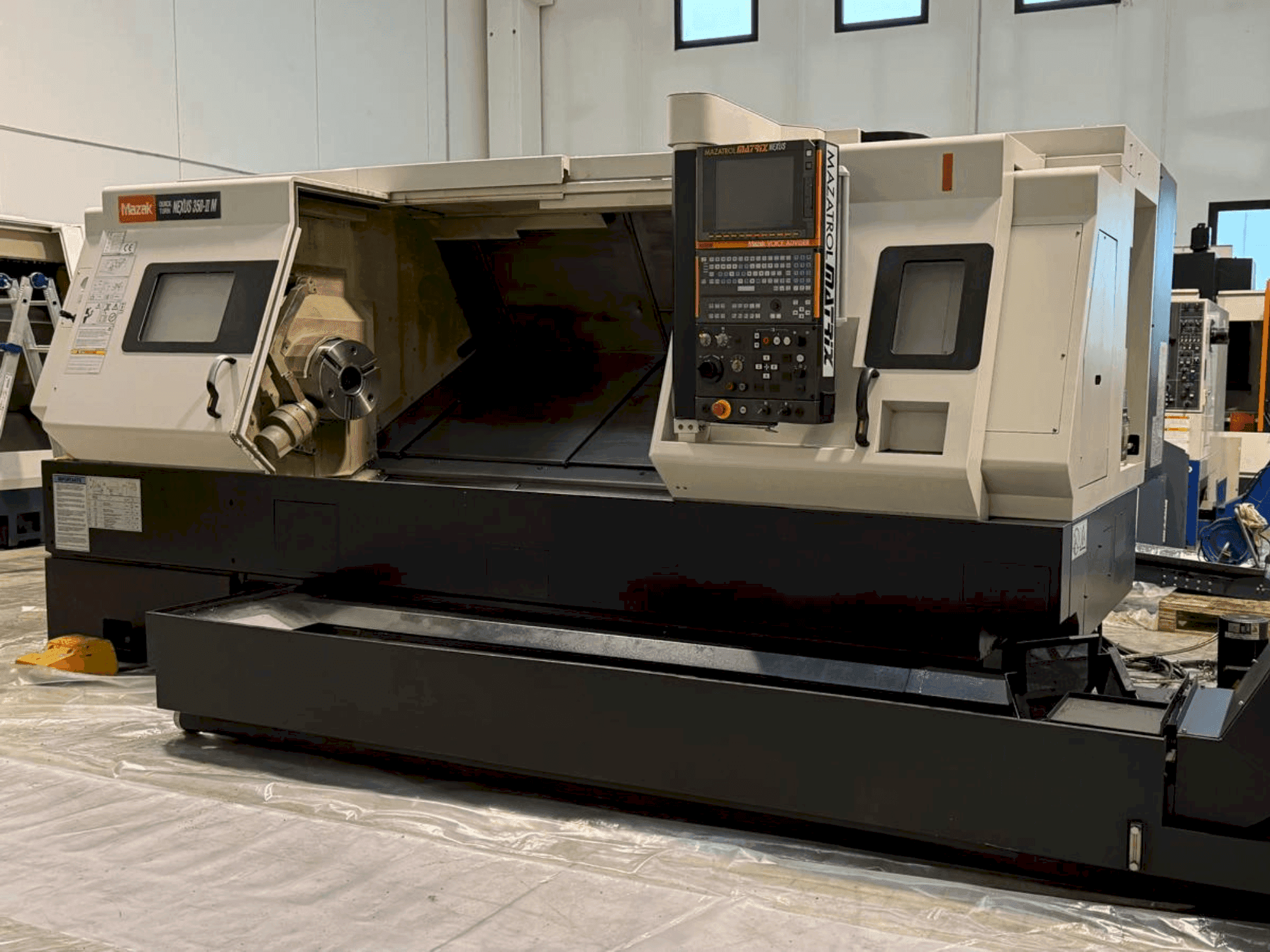Masina Mazak QT Nexus 350 II M eestvaade