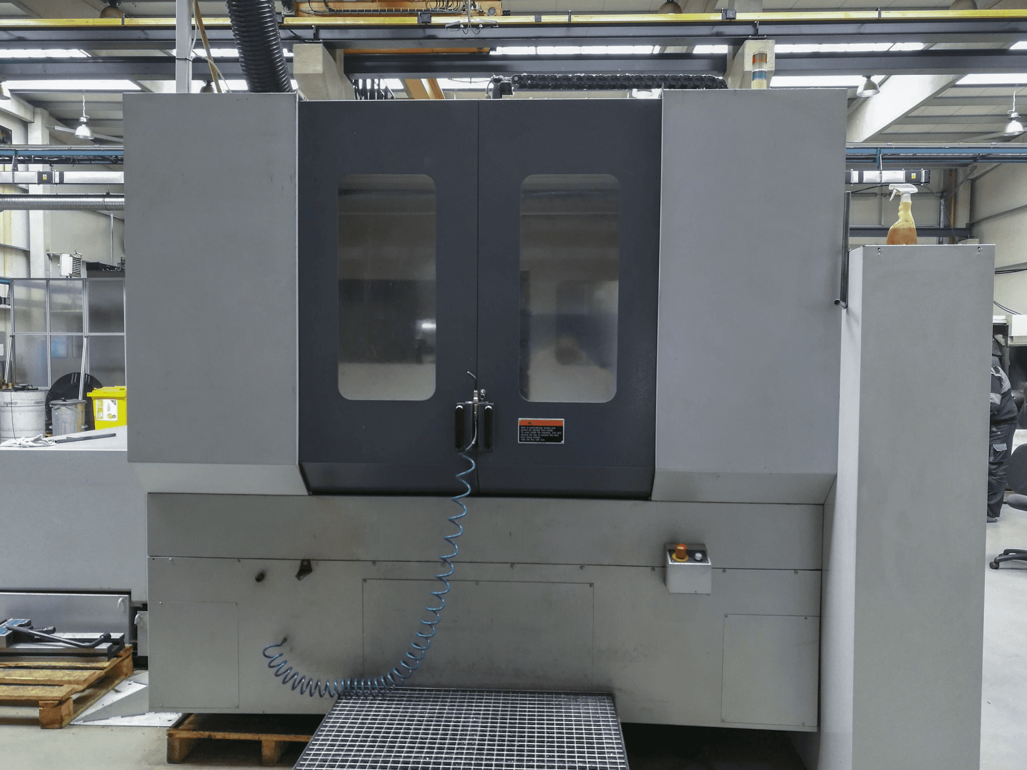 Masina MORI SEIKI MH-633 eestvaade