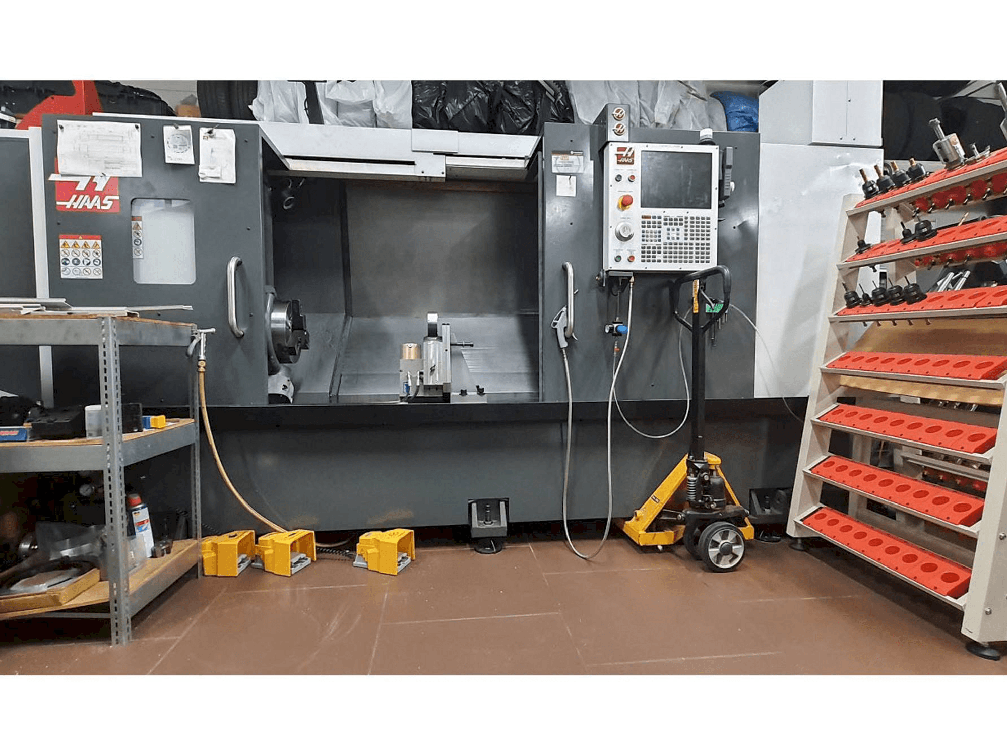 Masina HAAS ST-30L eestvaade