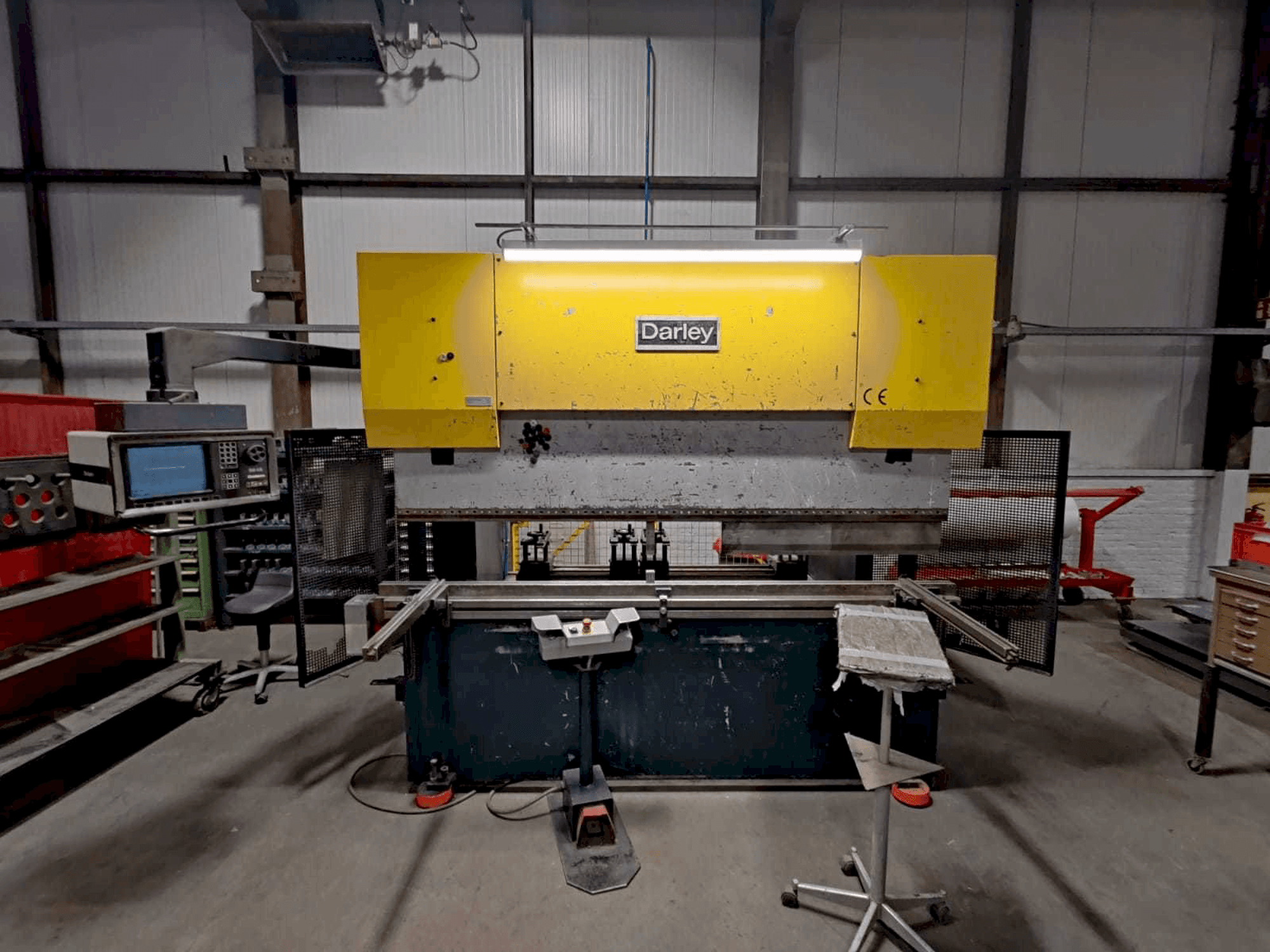 Masina Darley EHP 80 25/20 eestvaade