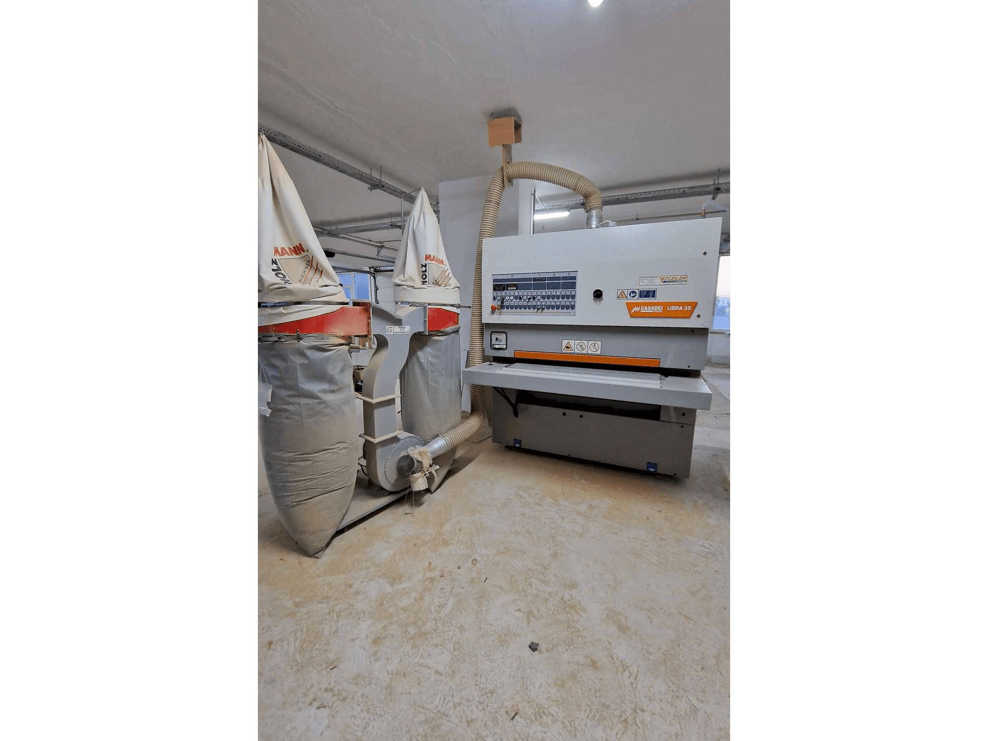 Masina CASADEI LIBRA 35 eestvaade