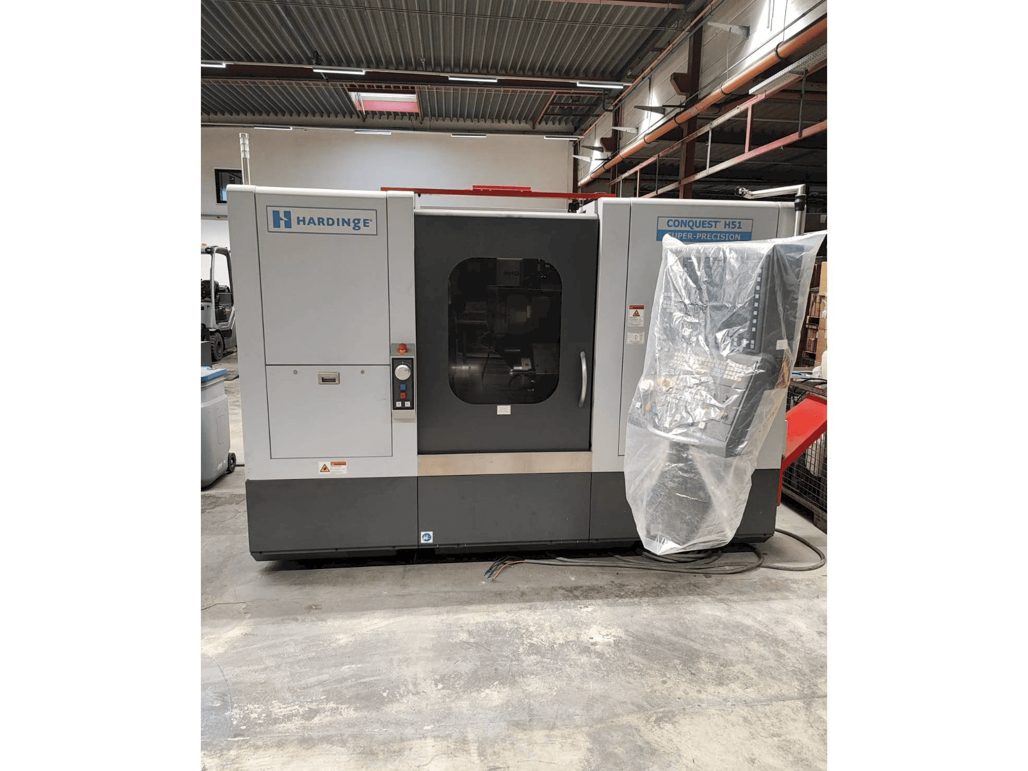 Masina HARDINGE CONQUEST H51 eestvaade