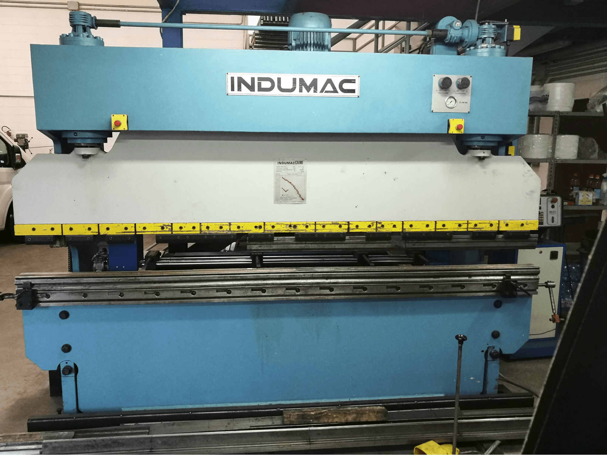 Masina INDUMAC CAIMI POB80 eestvaade