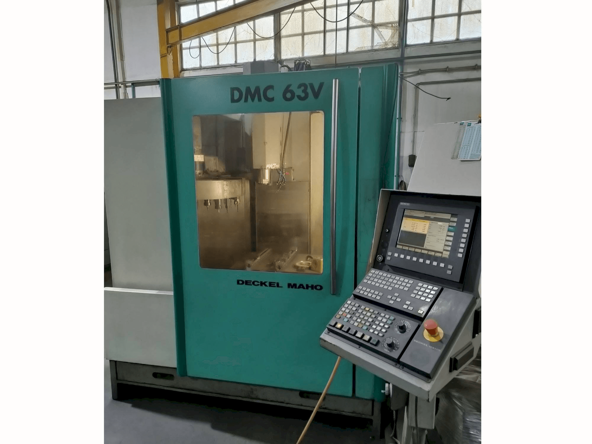 Masina DECKEL MAHO DMC 63V eestvaade