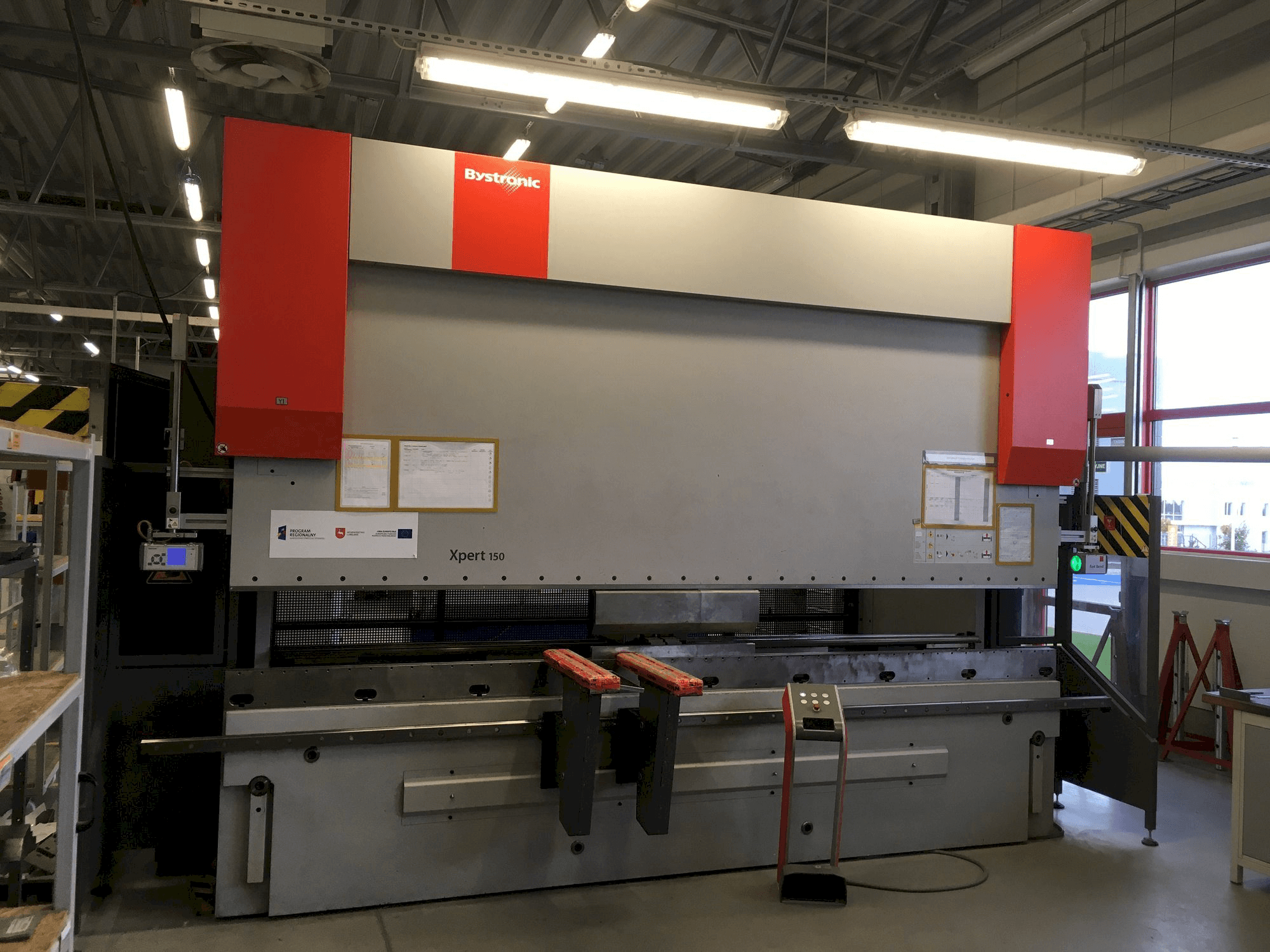 Masina Bystronic Xpert 150/4100 eestvaade