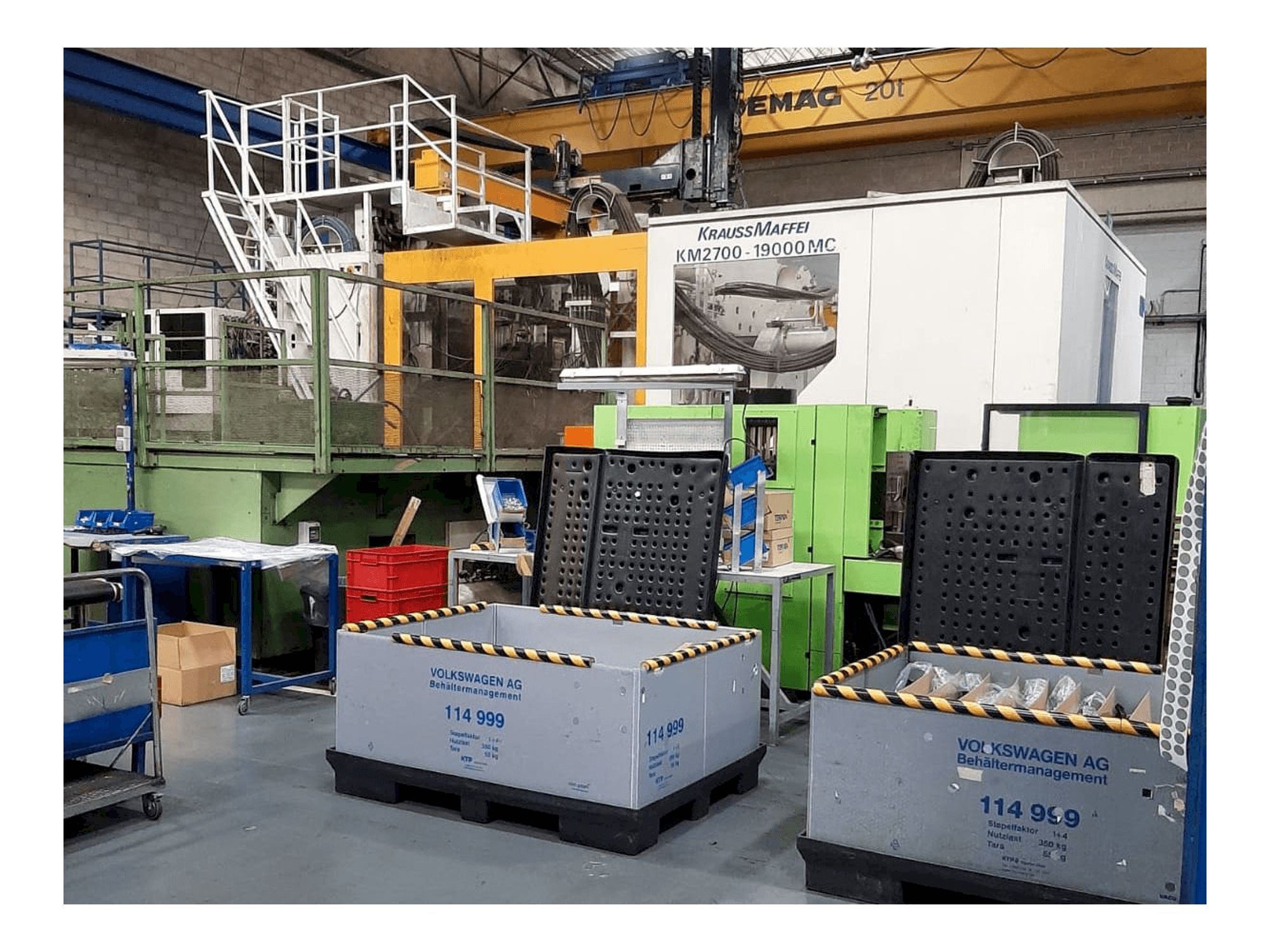 Masina Krauss Maffei 2700/19000 MC eestvaade