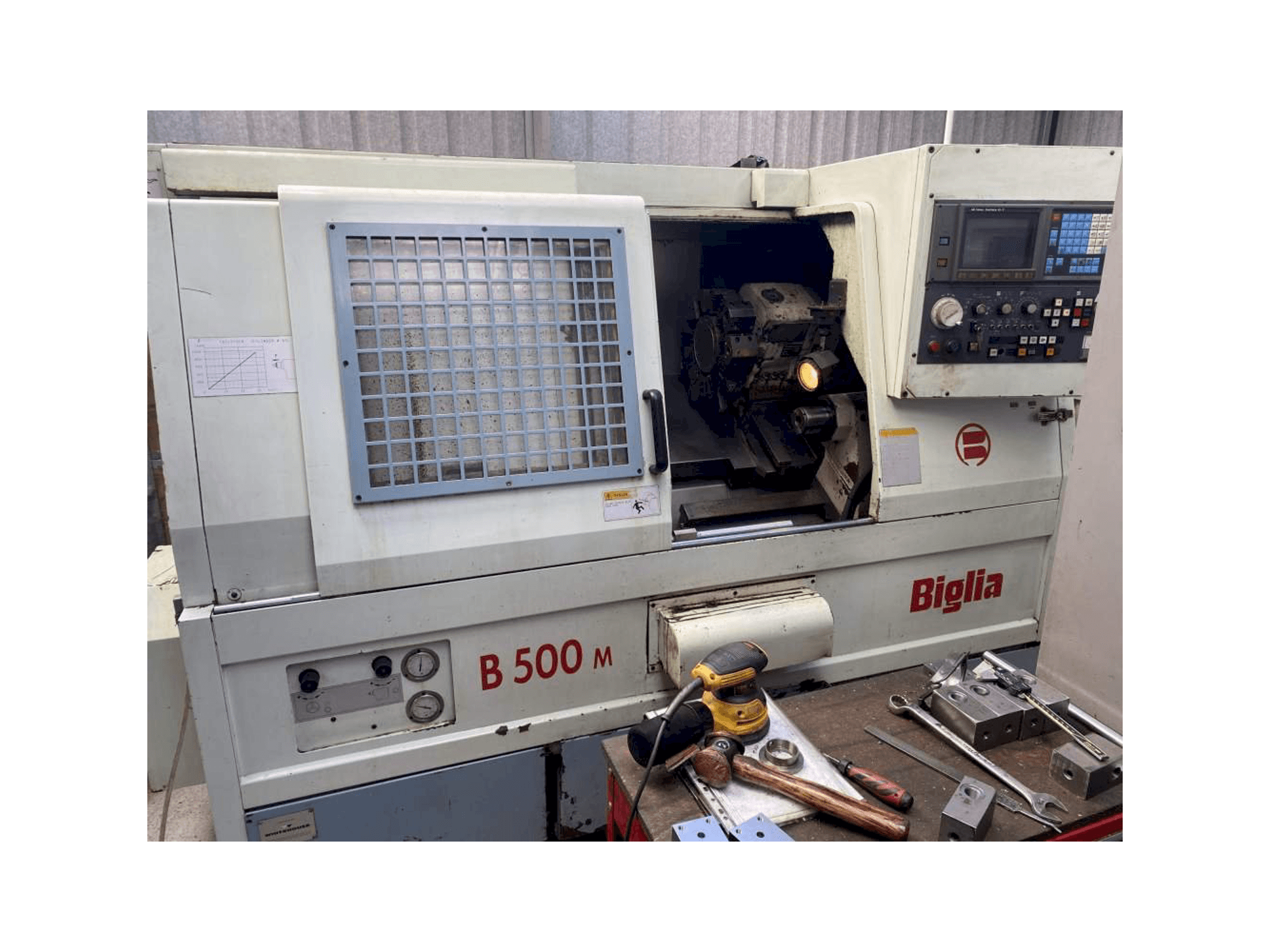 Masina Biglia B 500 M eestvaade