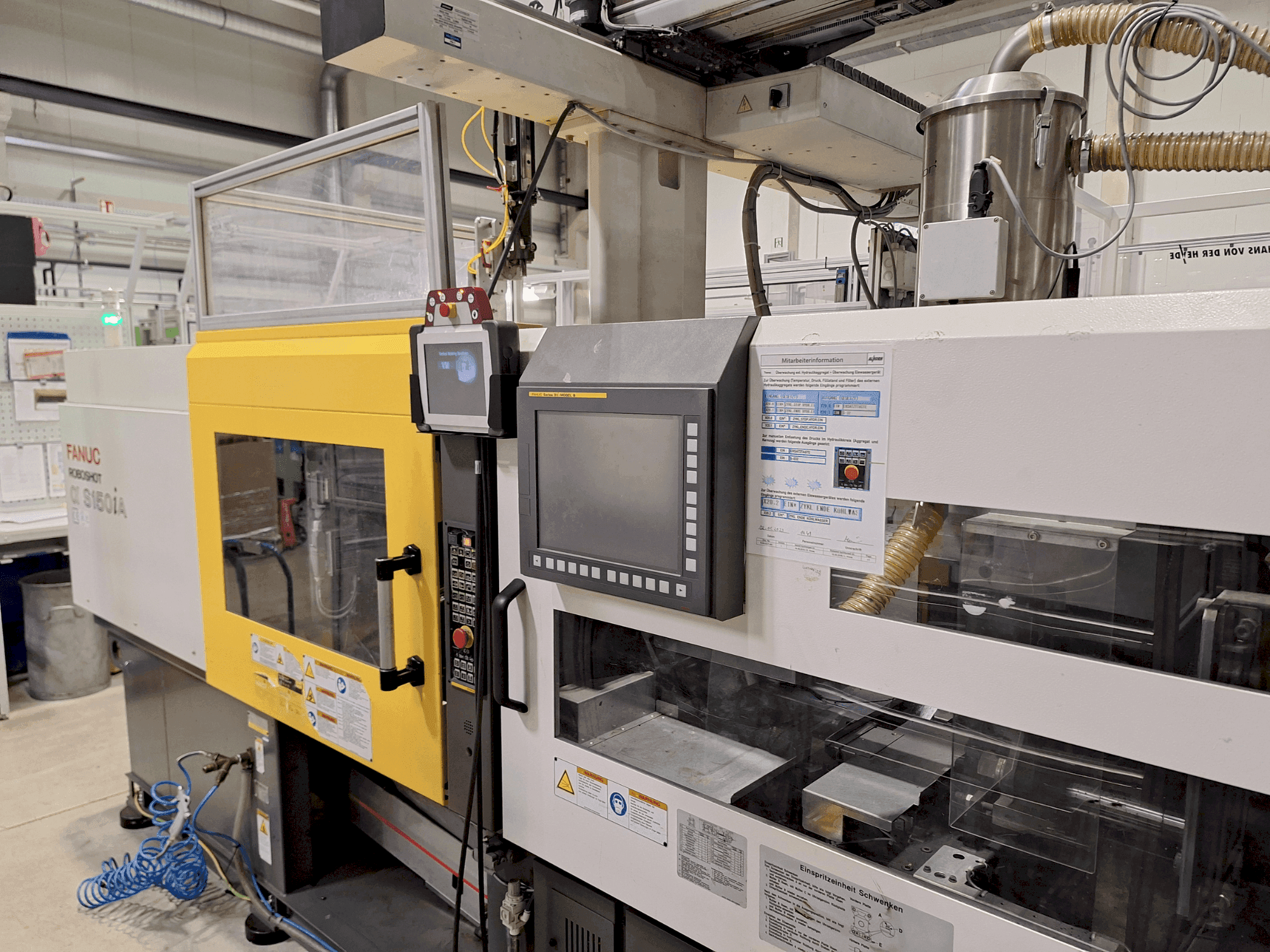Masina FANUC Roboshot S150iA eestvaade
