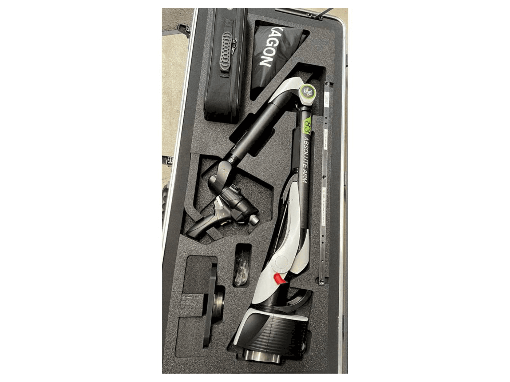 Masina Hexagon RA8 V1 eestvaade