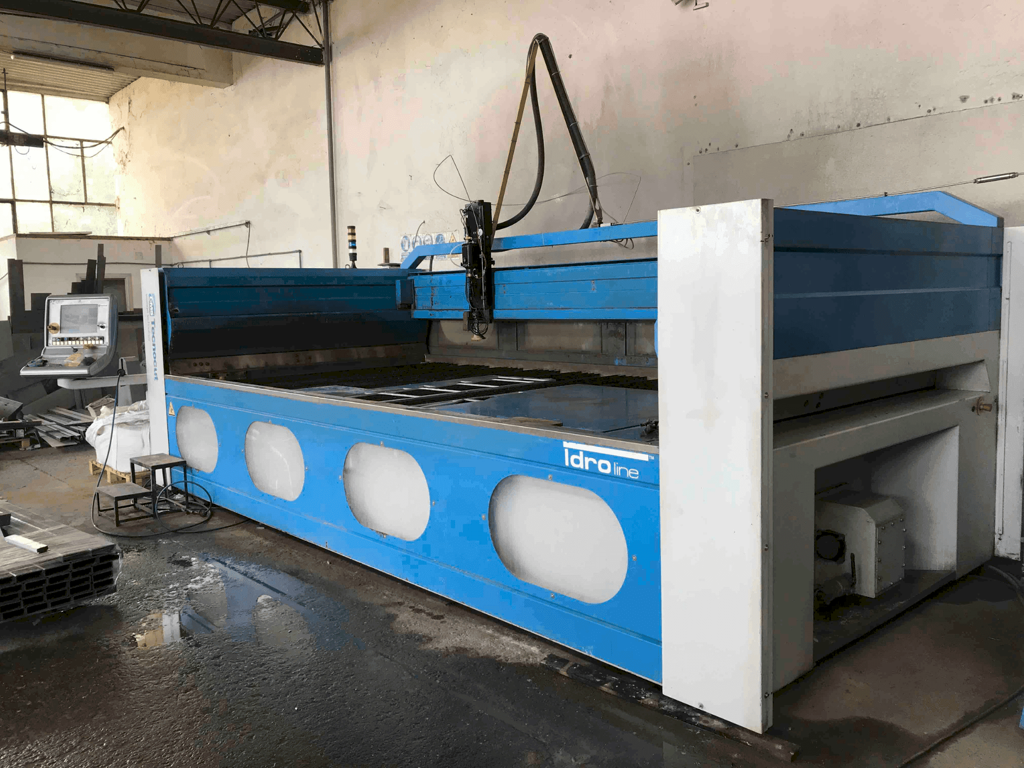Masina CMS tecnocut JP 60hp eestvaade
