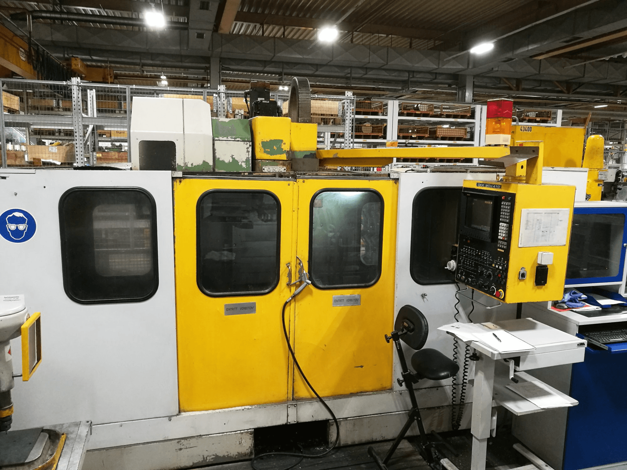 Masina OKK MCV-410 eestvaade