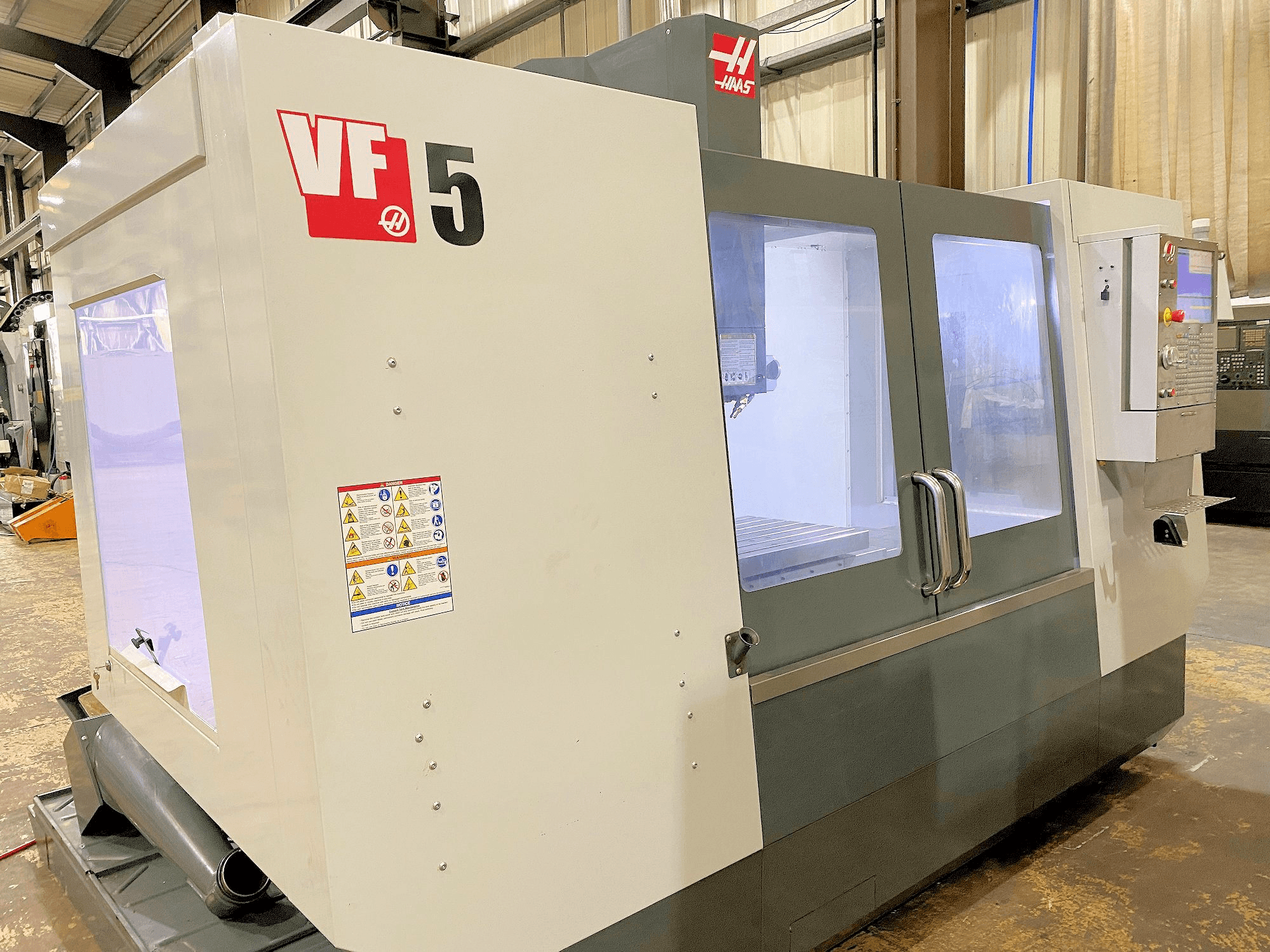Masina HAAS VF-5 eestvaade