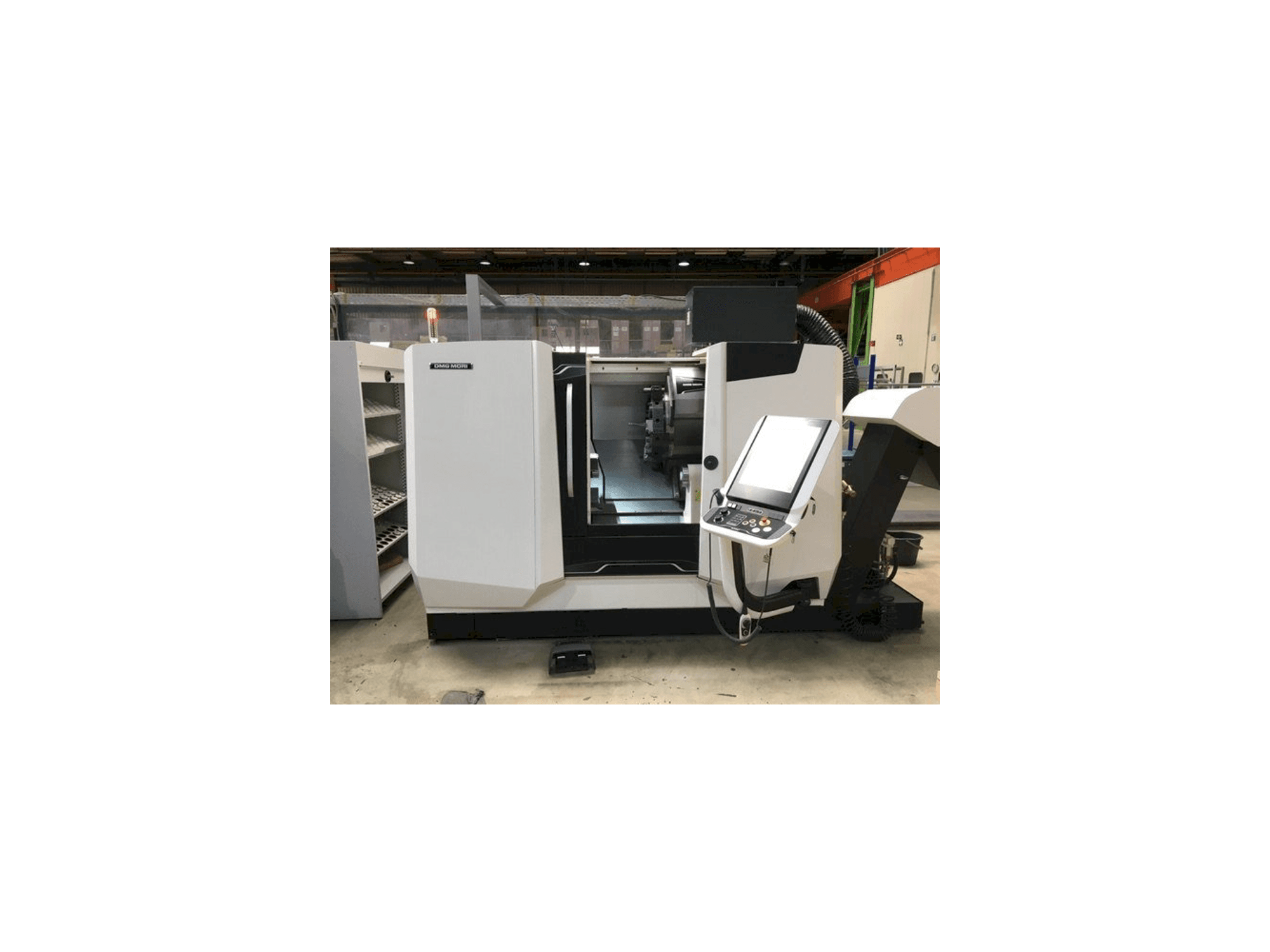Masina DMG MORI CLX 450 eestvaade