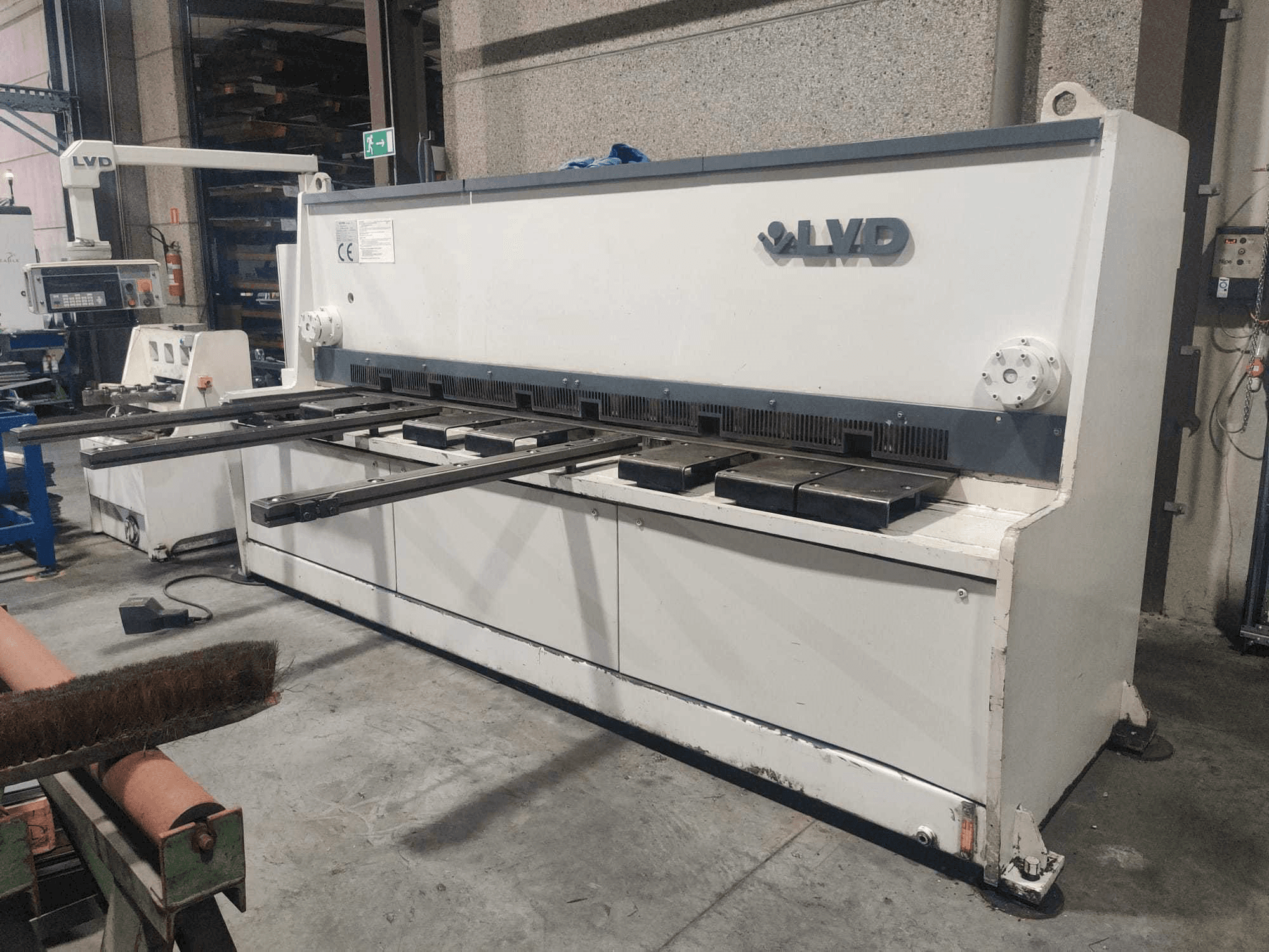 Masina LVD HST-E 31/10 eestvaade