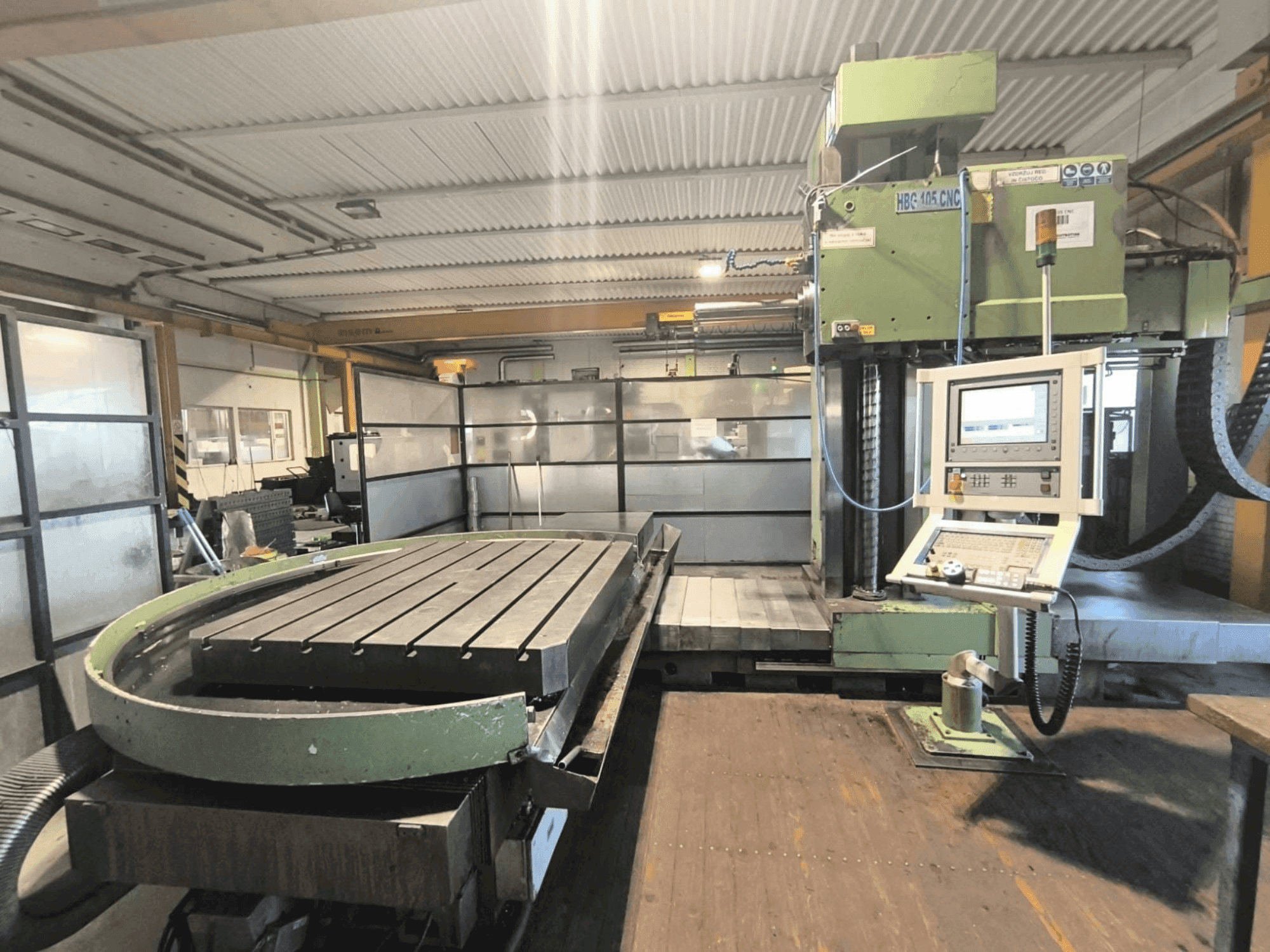 Masina MONTAVAR HBG 105 CNC eestvaade