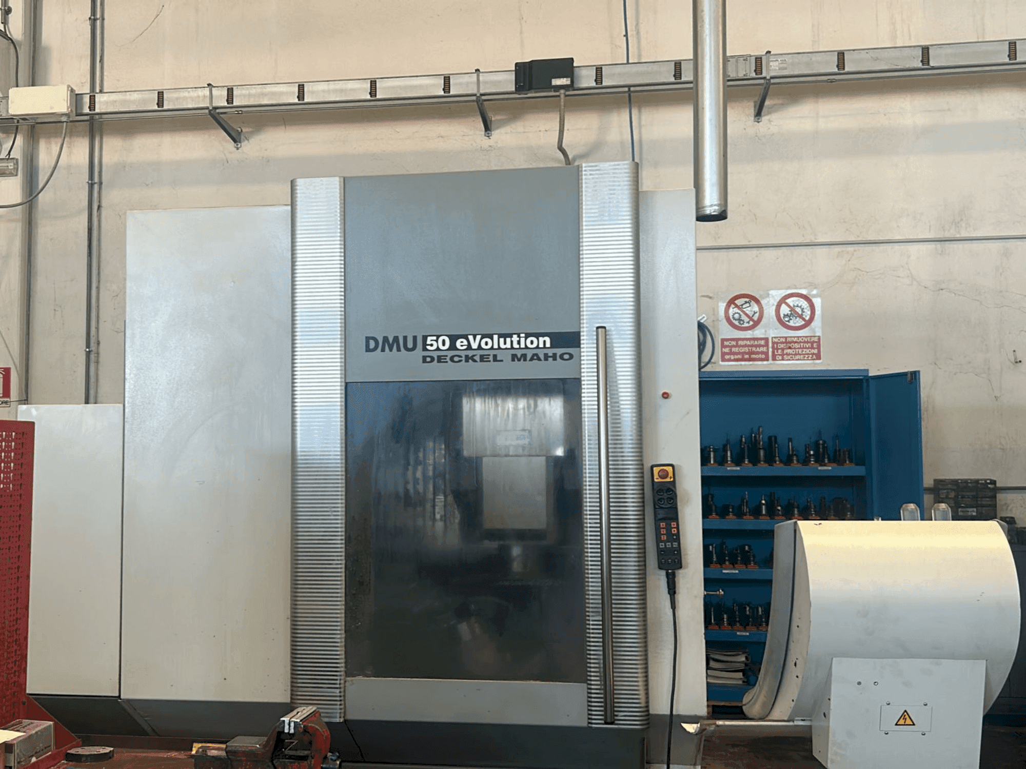 Masina DECKEL MAHO DMU 50 Evolution eestvaade