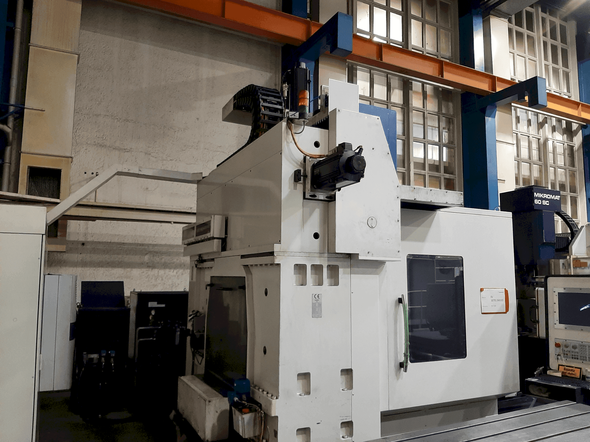 Masina MIKROMAT 8V eestvaade