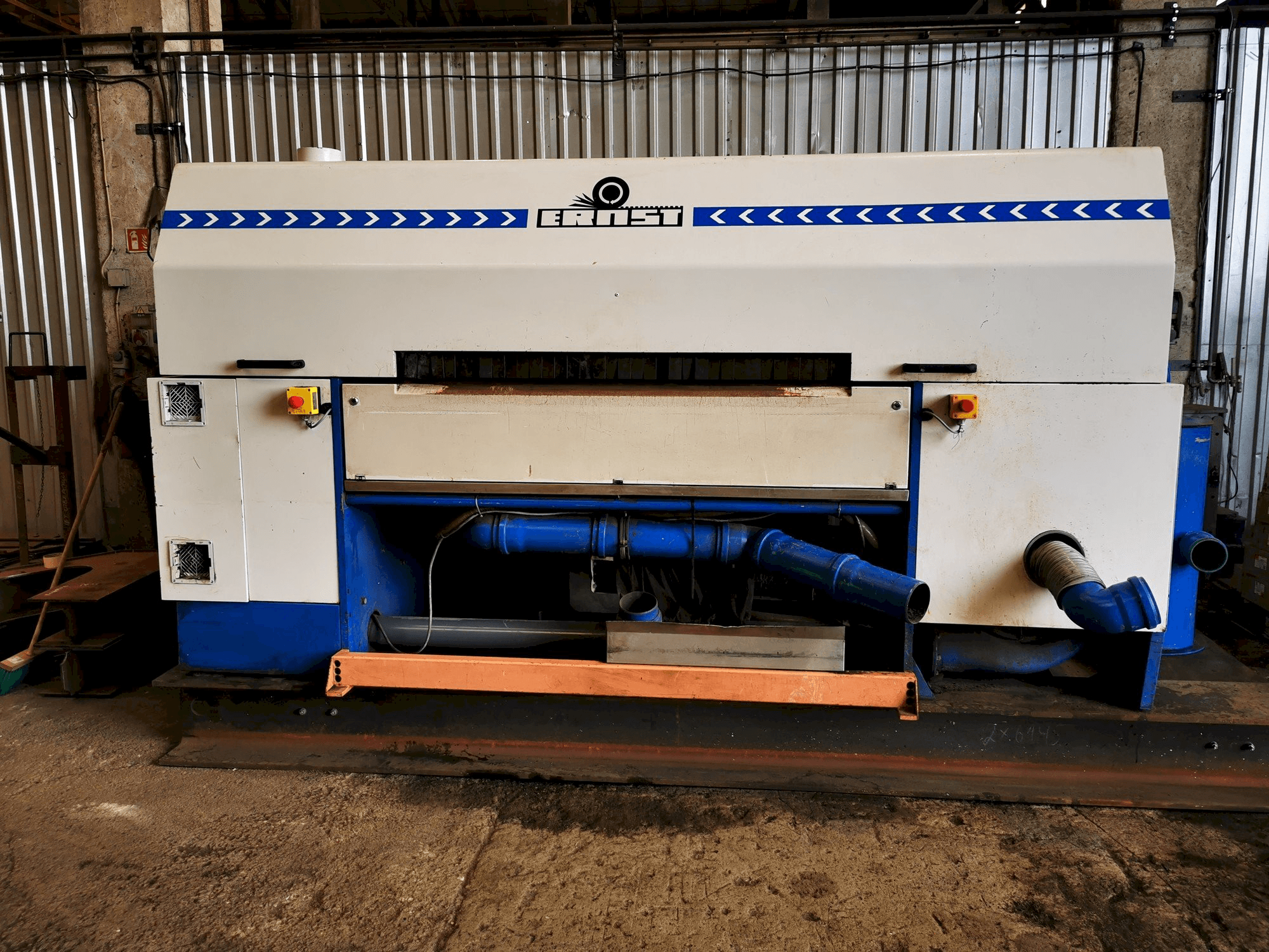 Masina ERNST E M 5 N II + 2F eestvaade