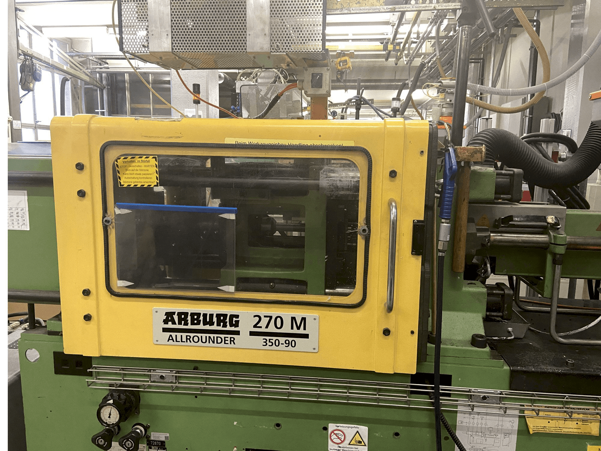 Masina Arburg ALLROUNDER 270 M 350 - 90 eestvaade