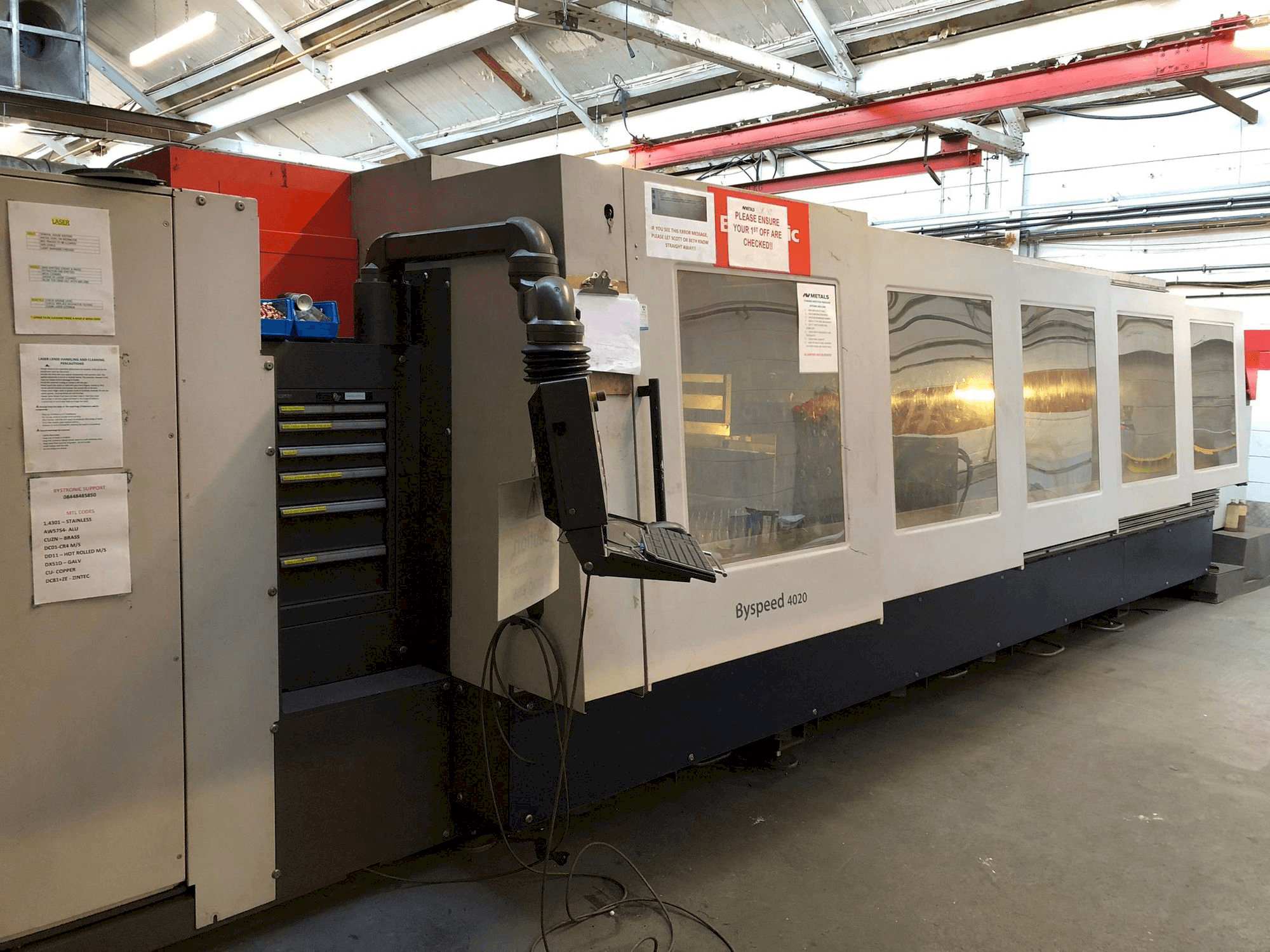 Masina Bystronic BySpeed 4020 eestvaade