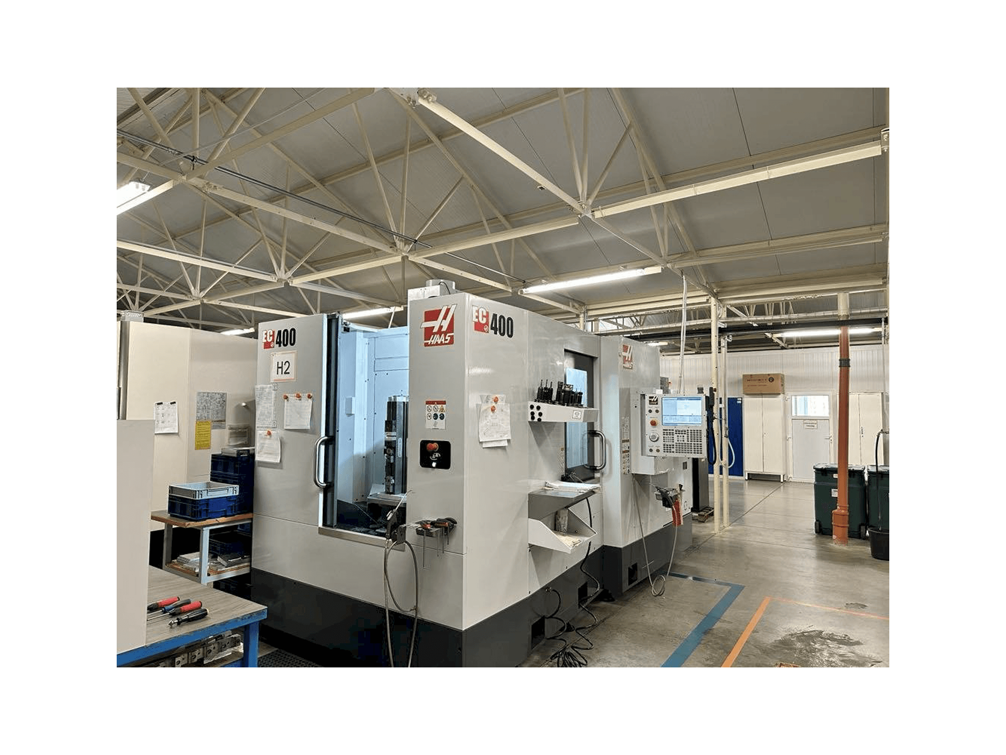 Masina HAAS EC-400 eestvaade
