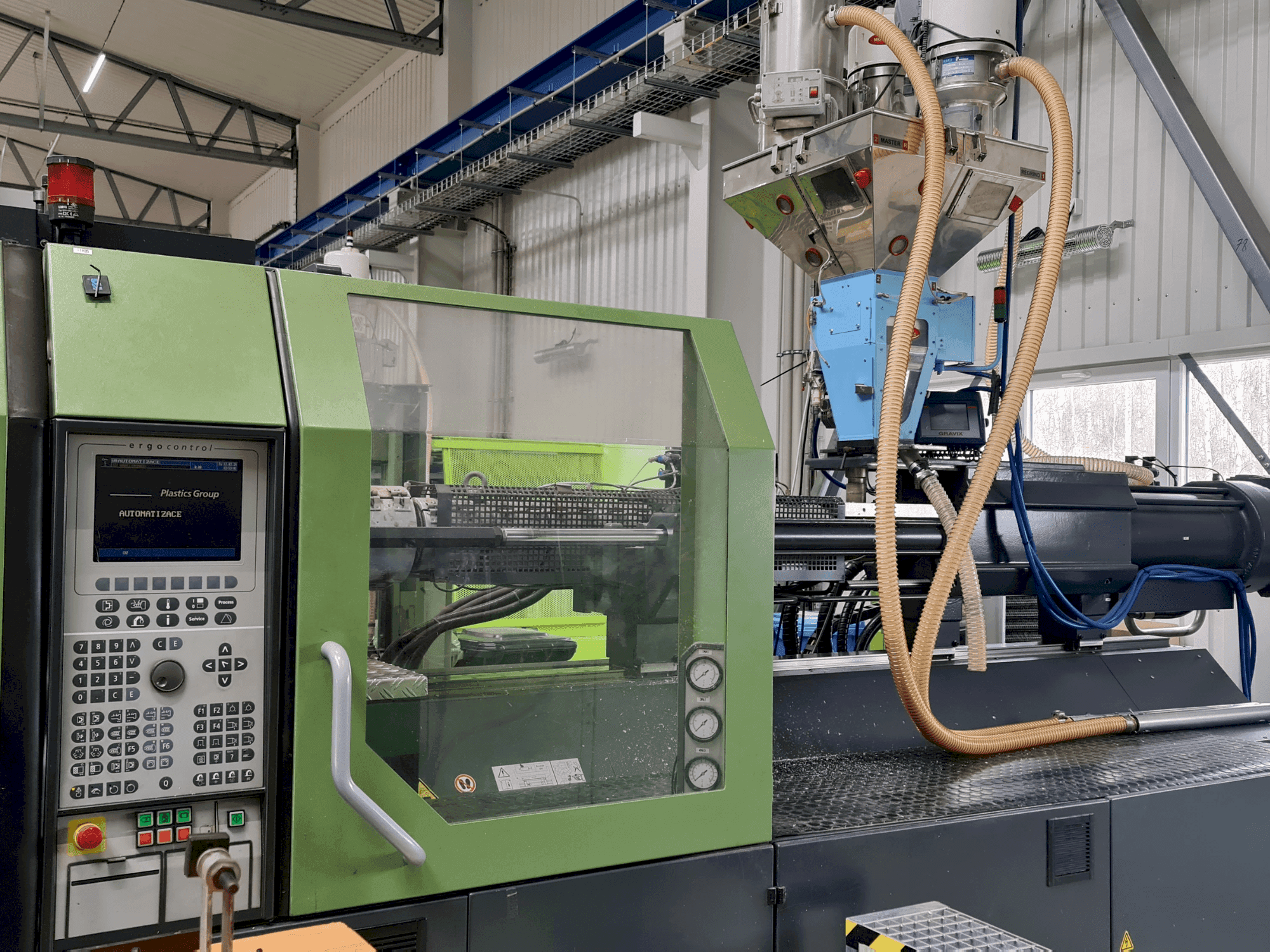 Masina DEMAG Concept 420/810-2300 vasaku külje vaade