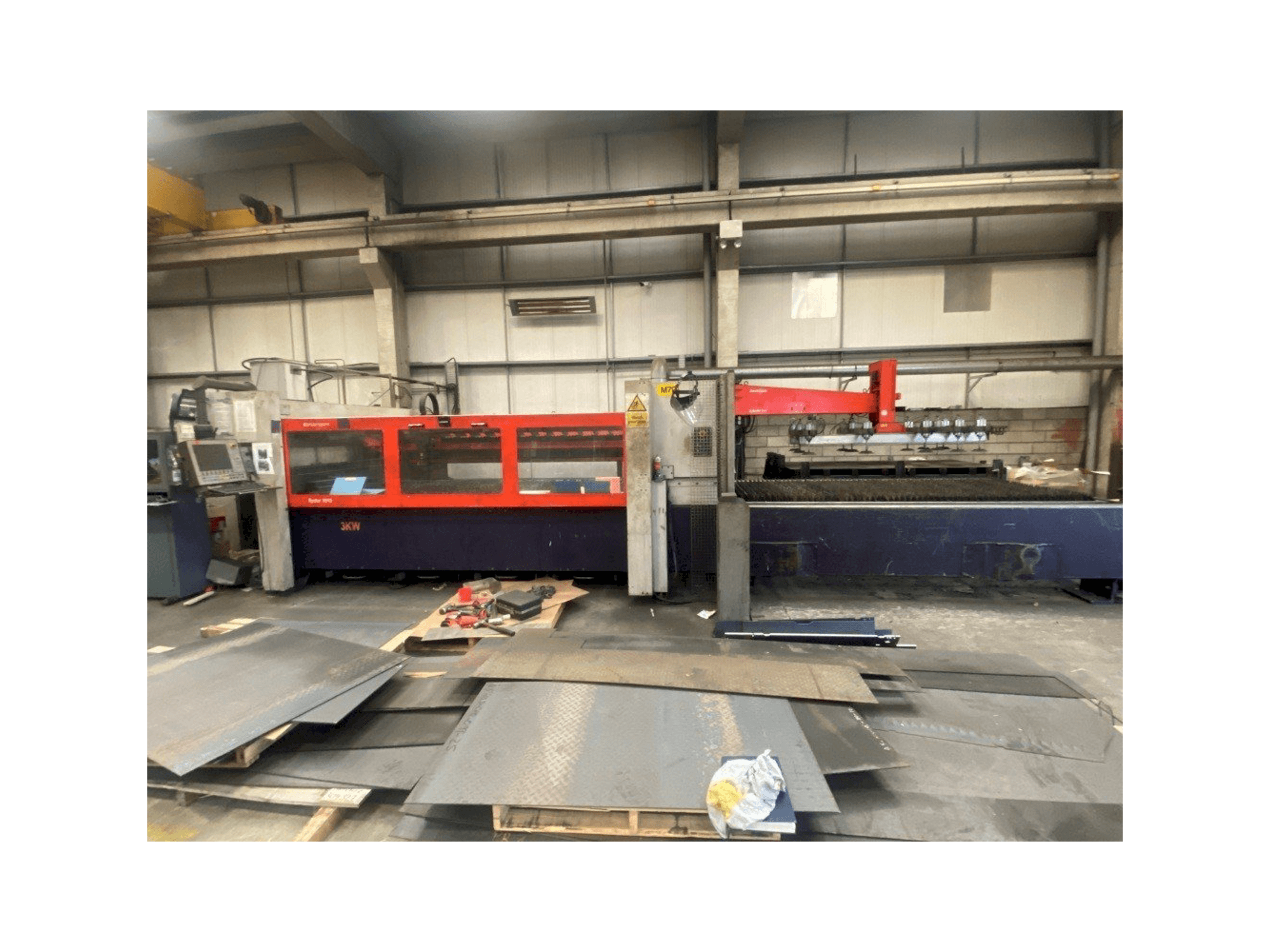 Masina Bystronic Bystar 3015 eestvaade