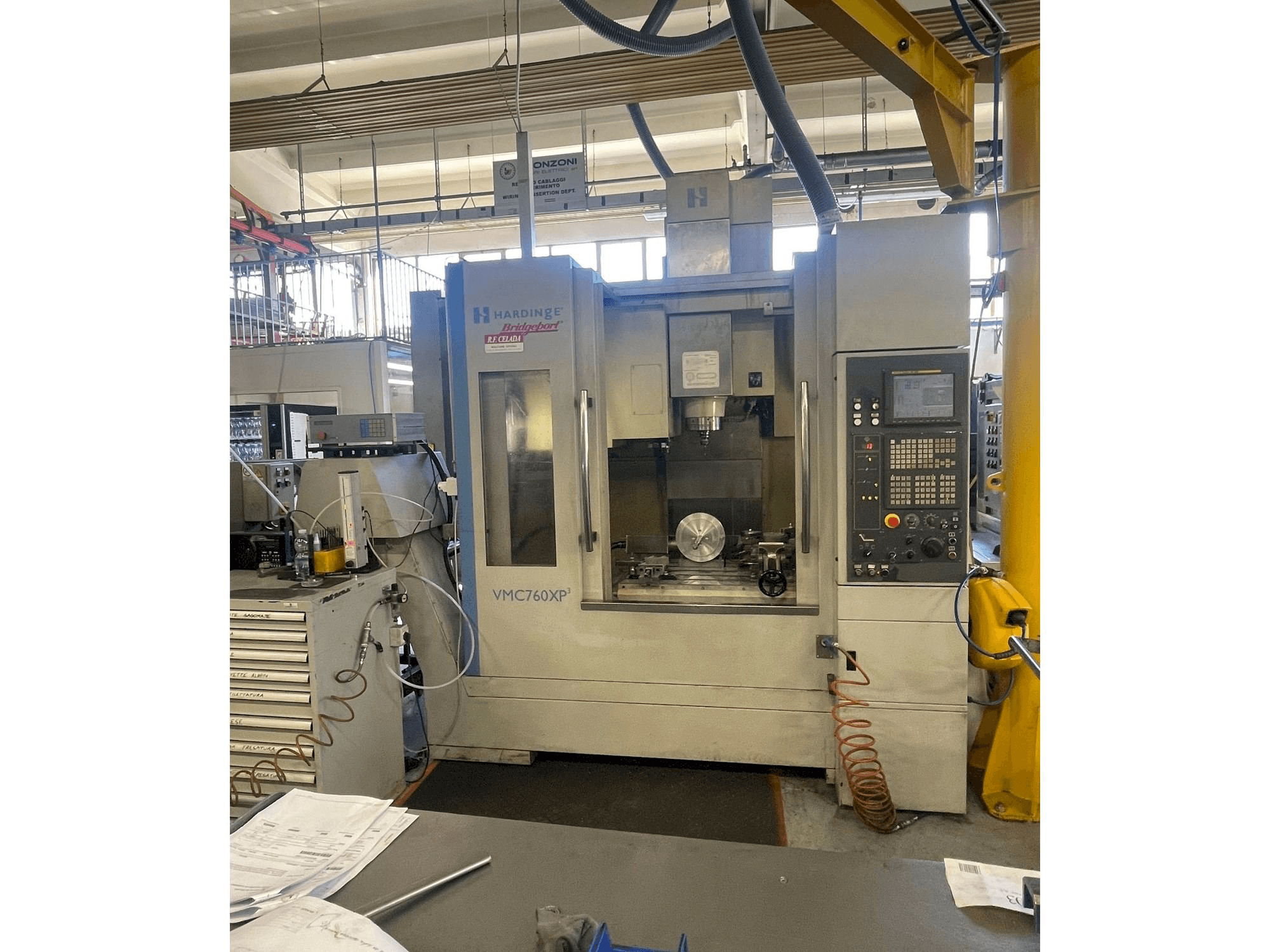 Masina HARDINGE Bridgeport VMC 760 XP3 eestvaade